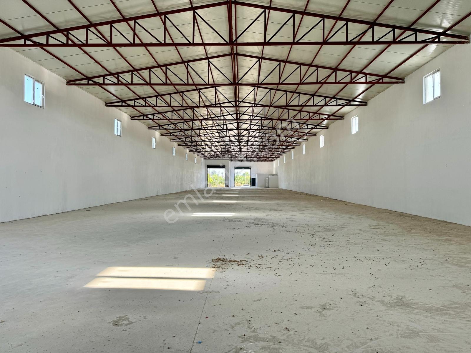 Altınovada Deepo Yakını 1300 M2 Ofisli Tır Rampalı Depo Ve 2 Ev - Görsel 11