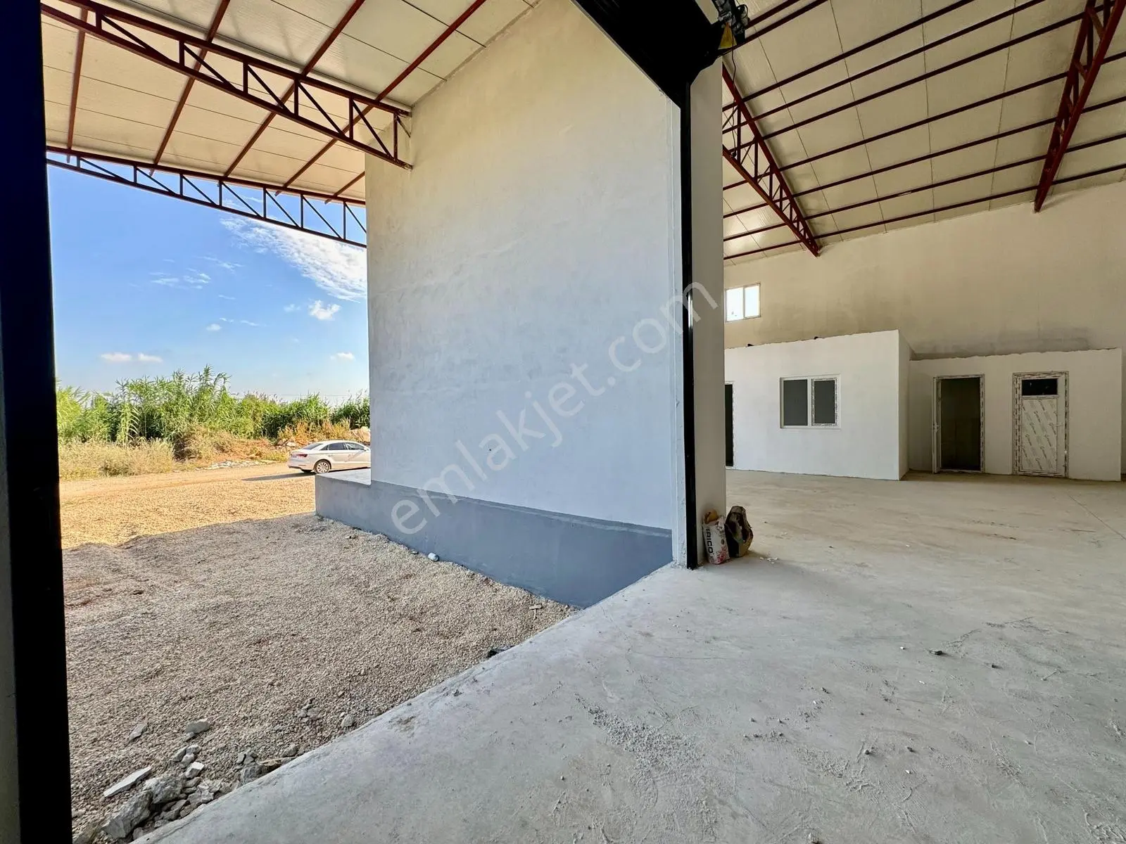 Altınovada Deepo Yakını 1300 M2 Ofisli Tır Rampalı Depo Ve 2 Ev - Görsel 4