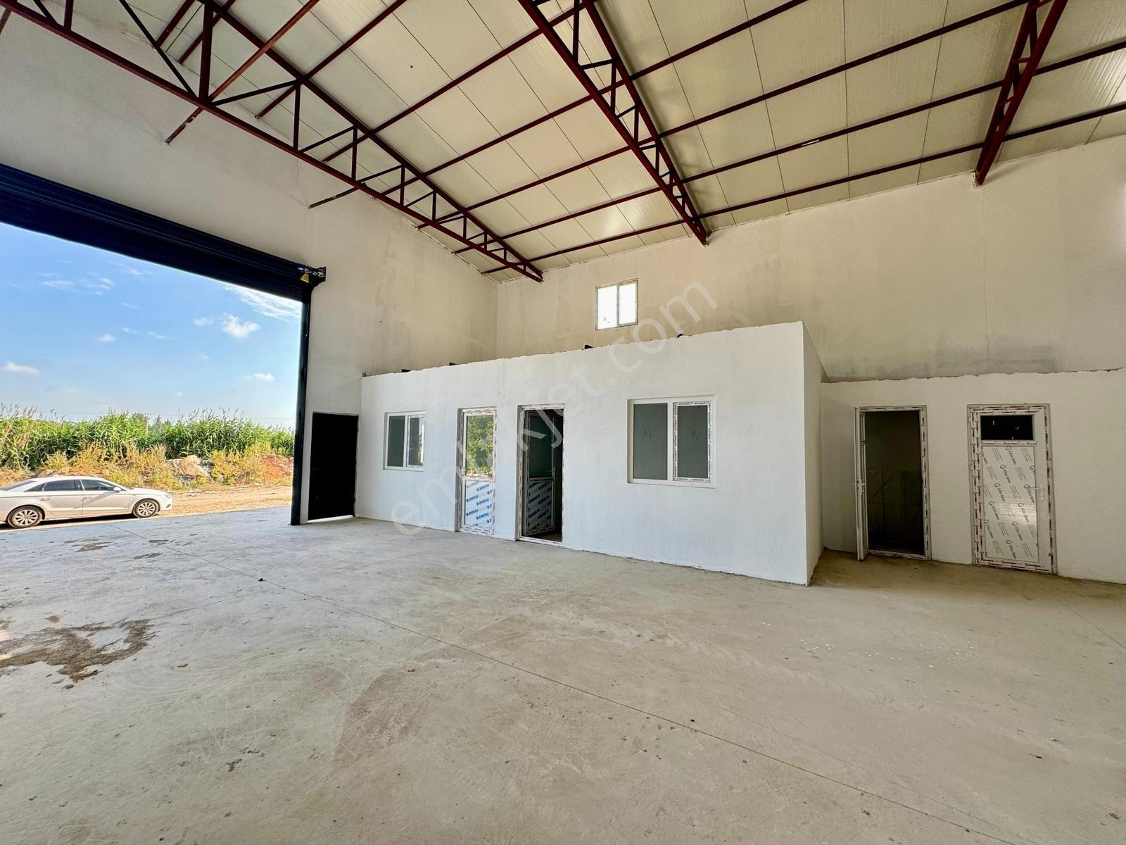 Altınovada Deepo Yakını 1300 M2 Ofisli Tır Rampalı Depo Ve 2 Ev - Görsel 3