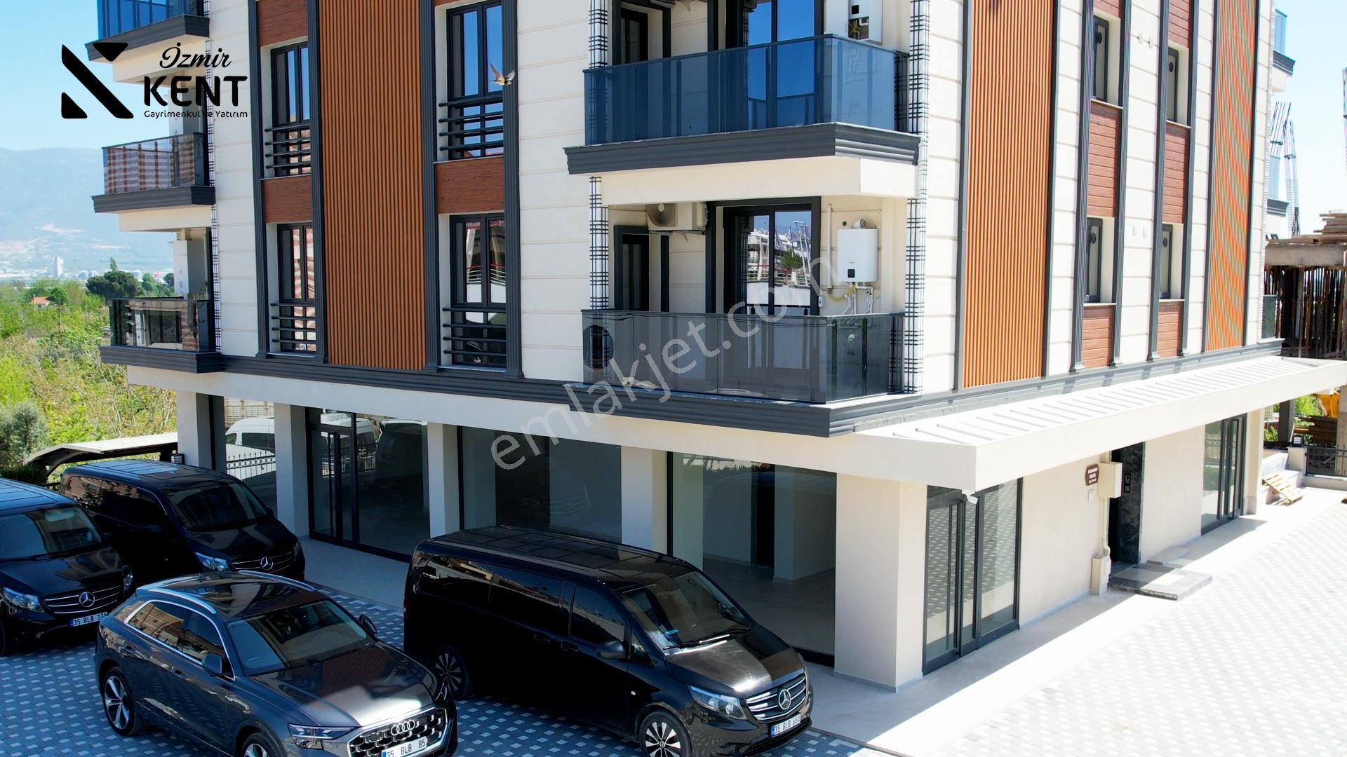 Kemalpaşa Mehmet Akif Ersoy Kiralık 270m2 Dükkan - Görsel 5