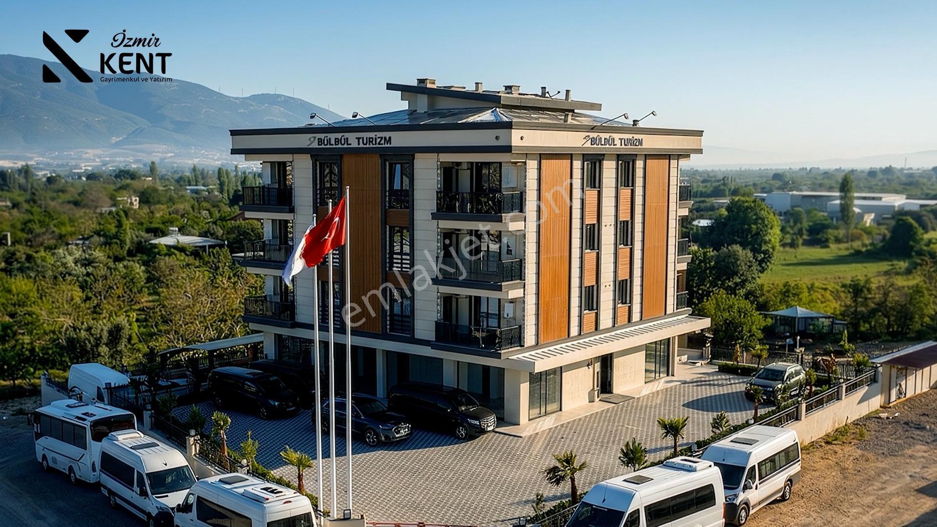Kemalpaşa Mehmet Akif Ersoy Kiralık 270m2 Dükkan