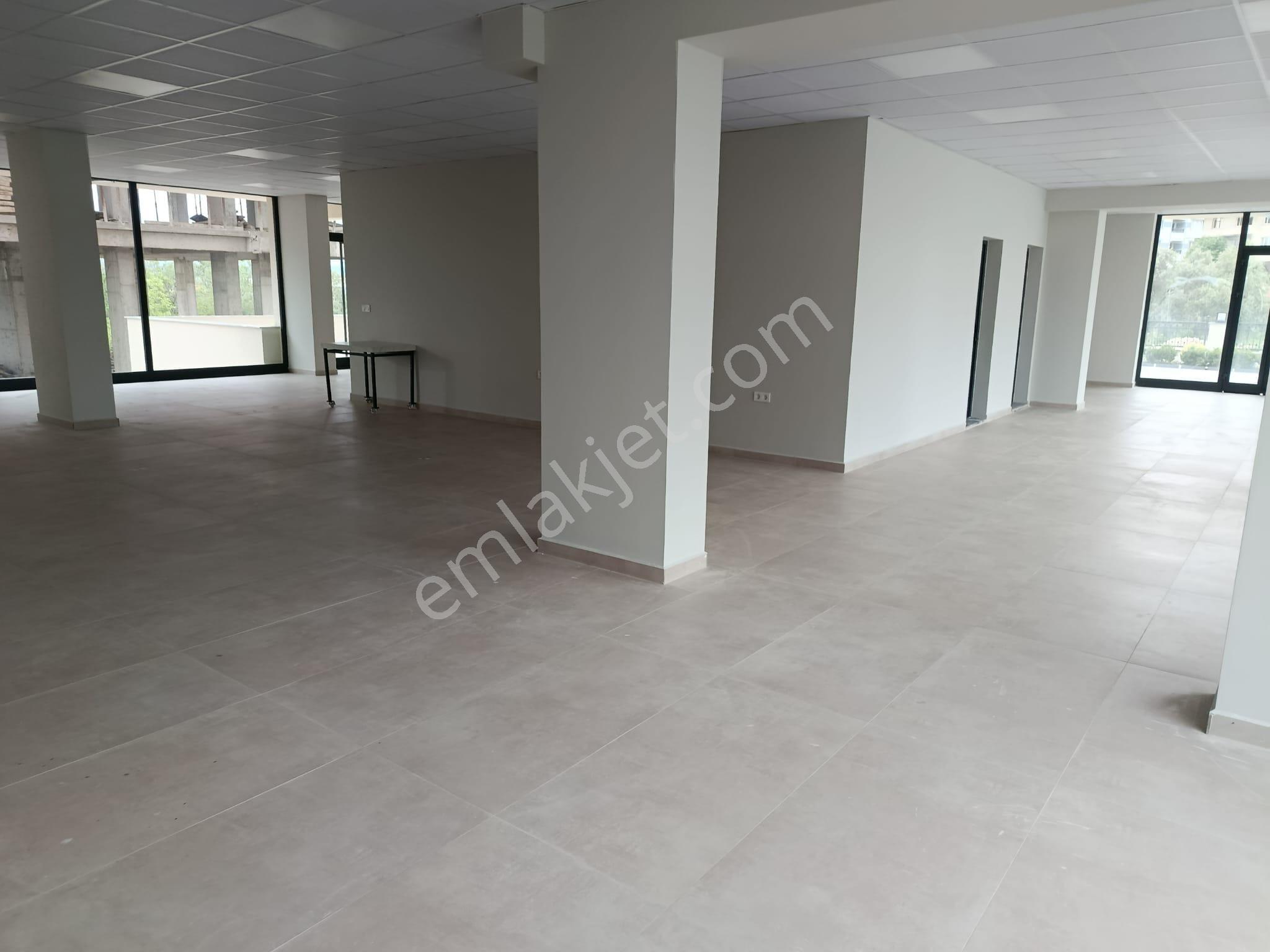 Kemalpaşa Mehmet Akif Ersoy Kiralık 270m2 Dükkan - Görsel 9
