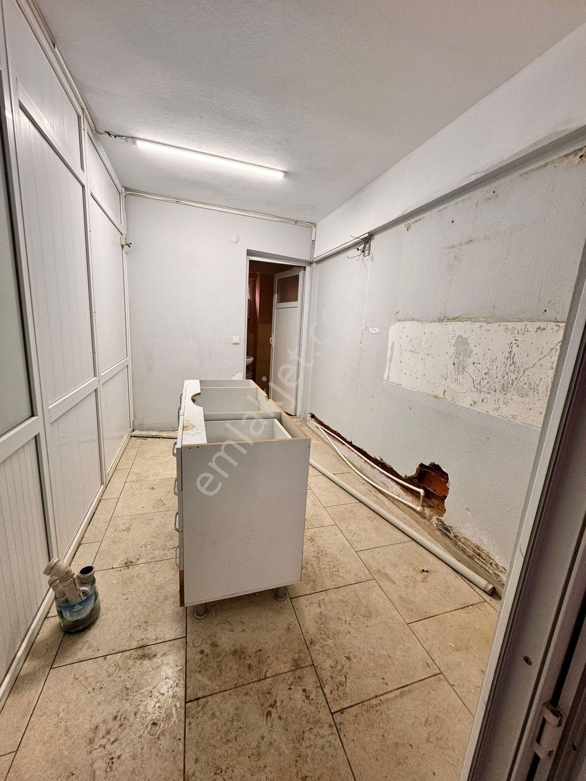 Gaziemir Dokuzeylül Mah Kiralık Komple Bina - Görsel 13
