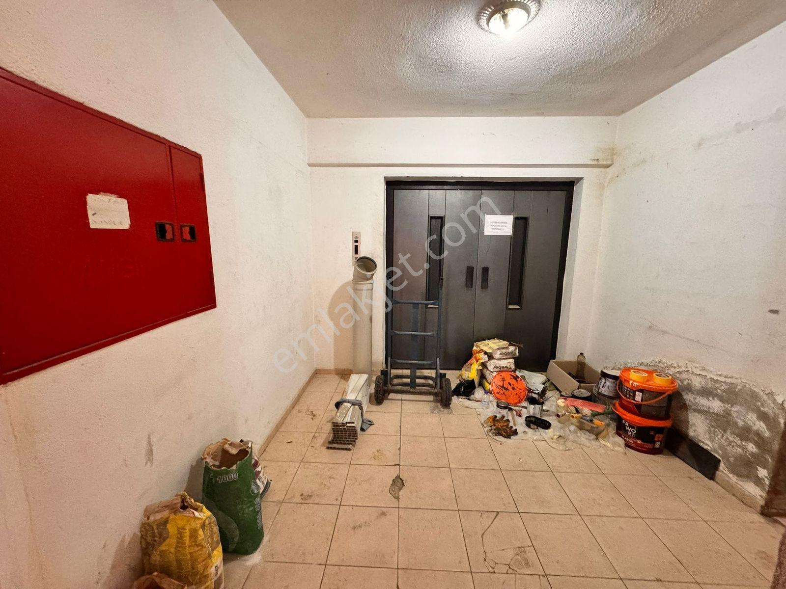 Gaziemir Dokuzeylül Mah Kiralık Komple Bina - Görsel 17