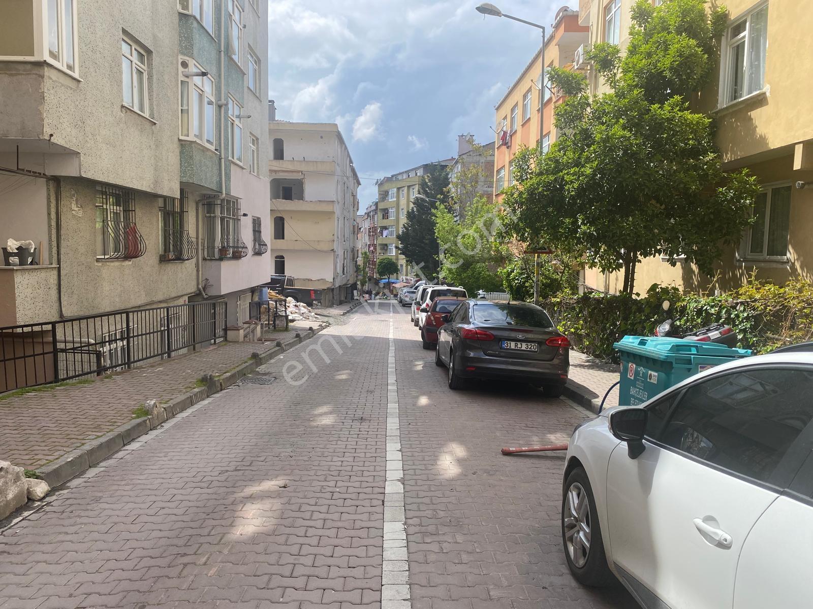 Bahçelievler Soğanlı 15 Yıllık Yülsek Giriş 2+1 Asansörlü - Görsel 24