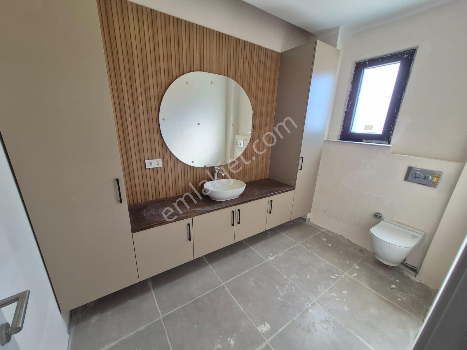 Delux'den Yenicede Müstakil Bahçeli Sıfır Lux Kiralık Villa - Görsel 9