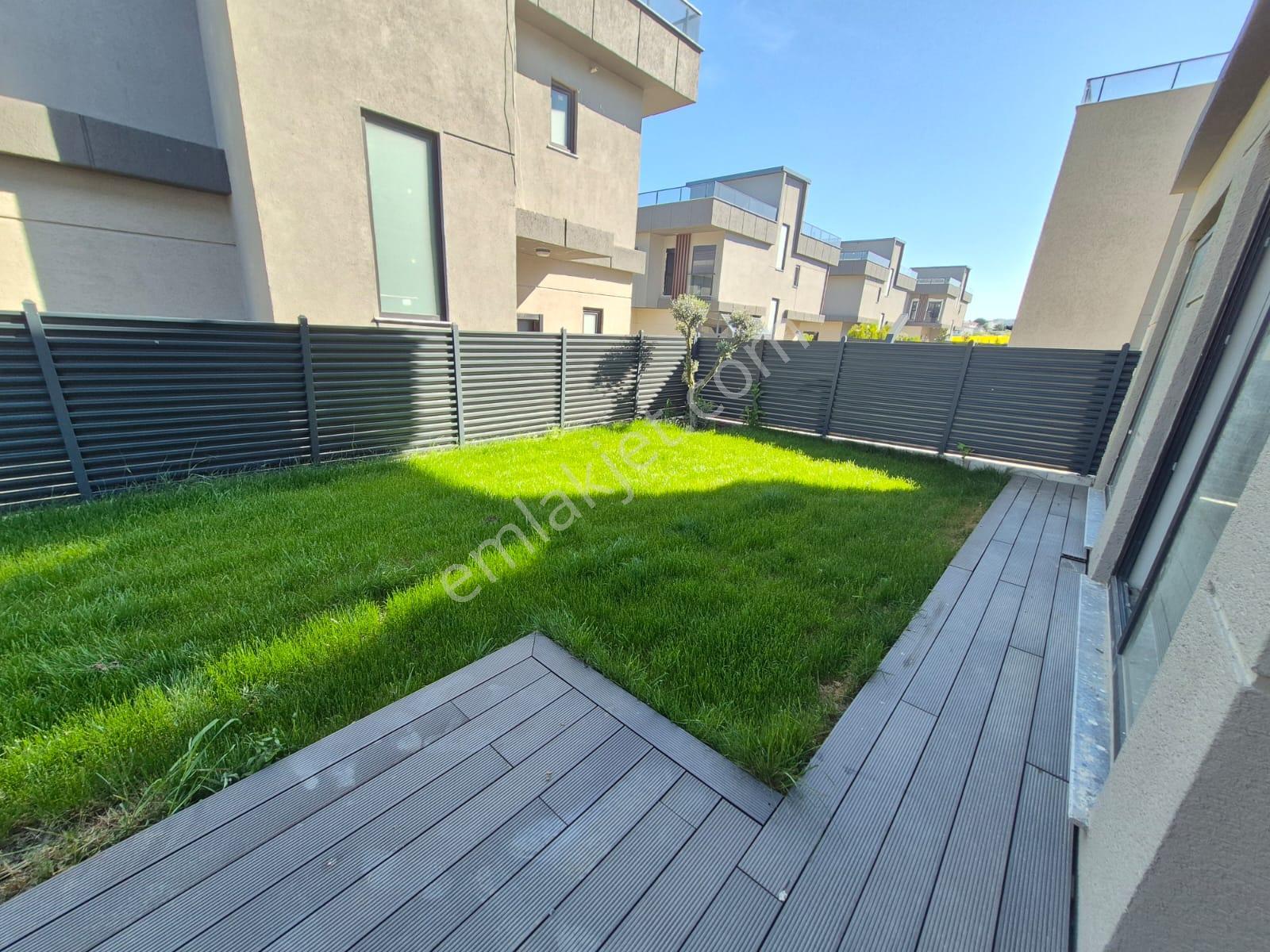 Delux'den Yenicede Müstakil Bahçeli Sıfır Lux Kiralık Villa - Görsel 8