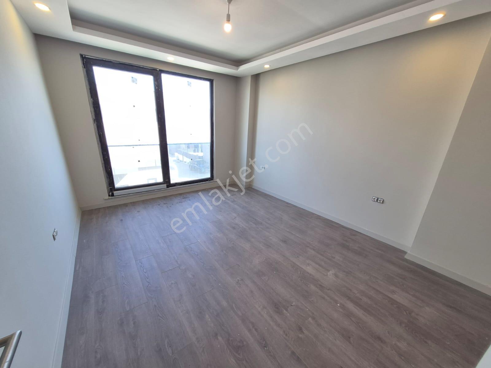 Delux'den Yenicede Müstakil Bahçeli Sıfır Lux Kiralık Villa - Görsel 12