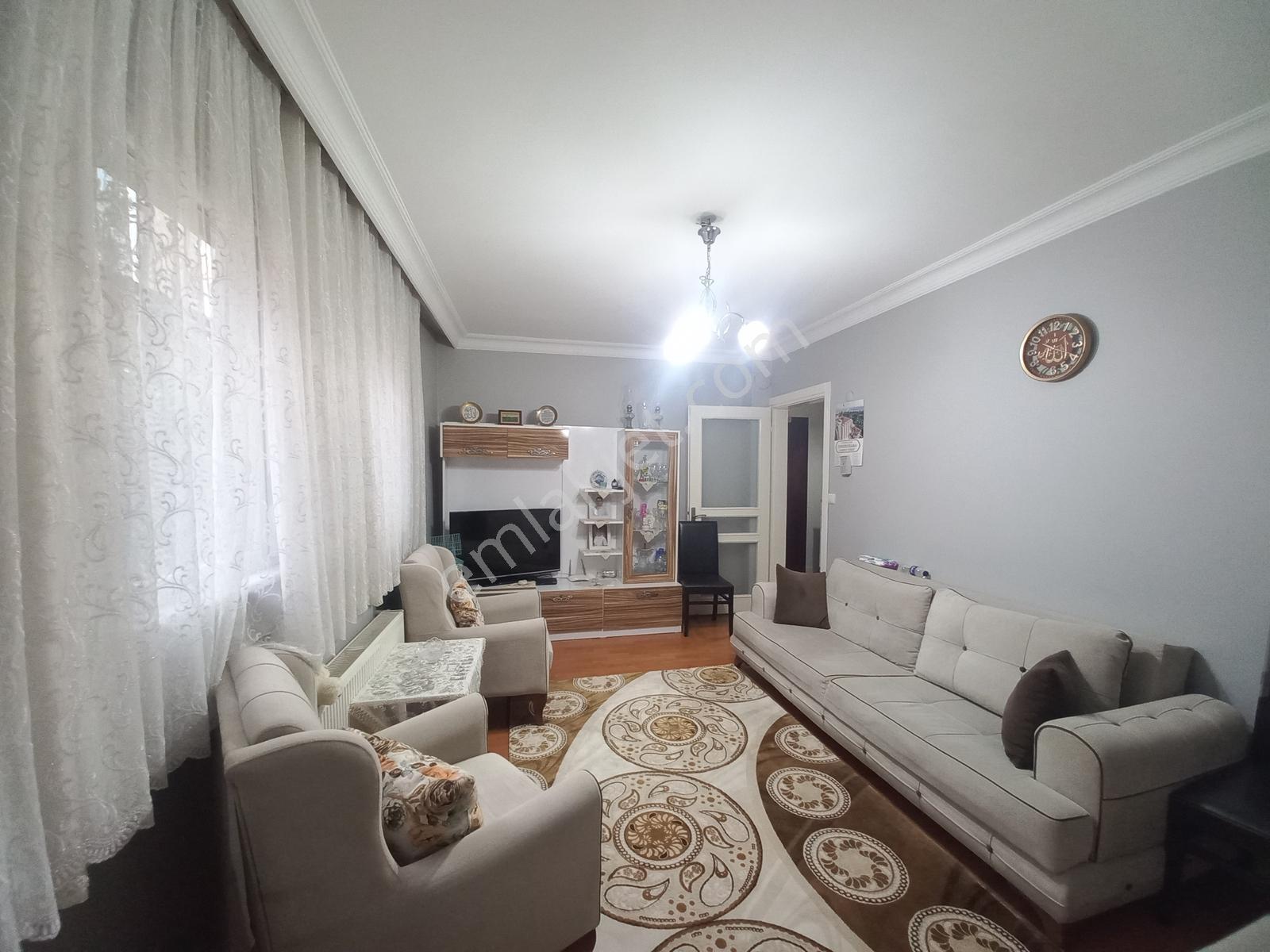 Şeref Emlak 3+1 Muhteşem Kullanışlı Satılık Daire 4,890,000 Tl - Görsel 5