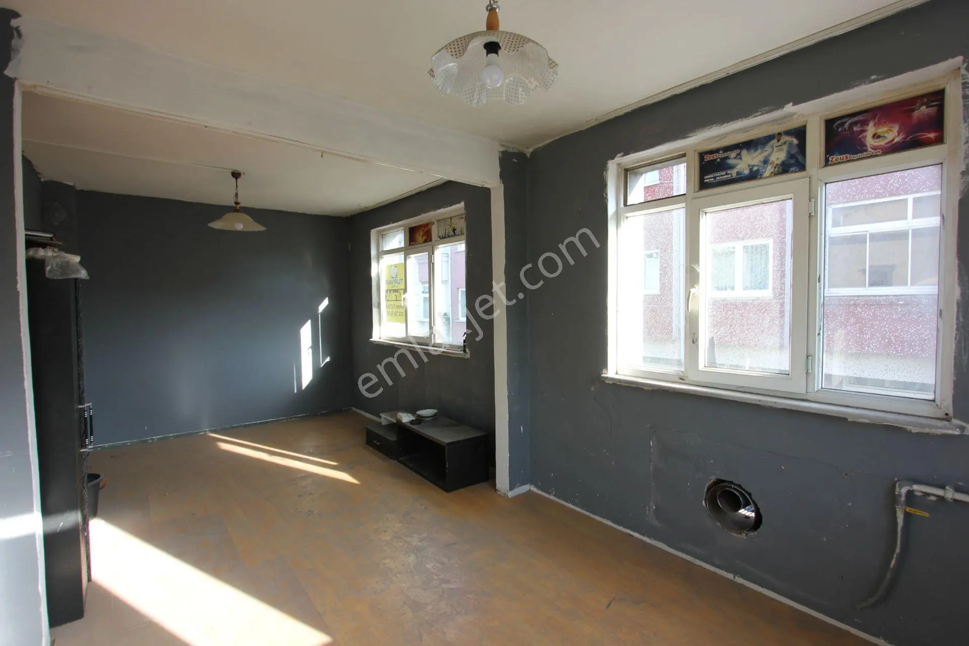 Eyüpsultan Rami'de Merkezi Konumlu Kiralık 1+0 Ofis - Görsel 2