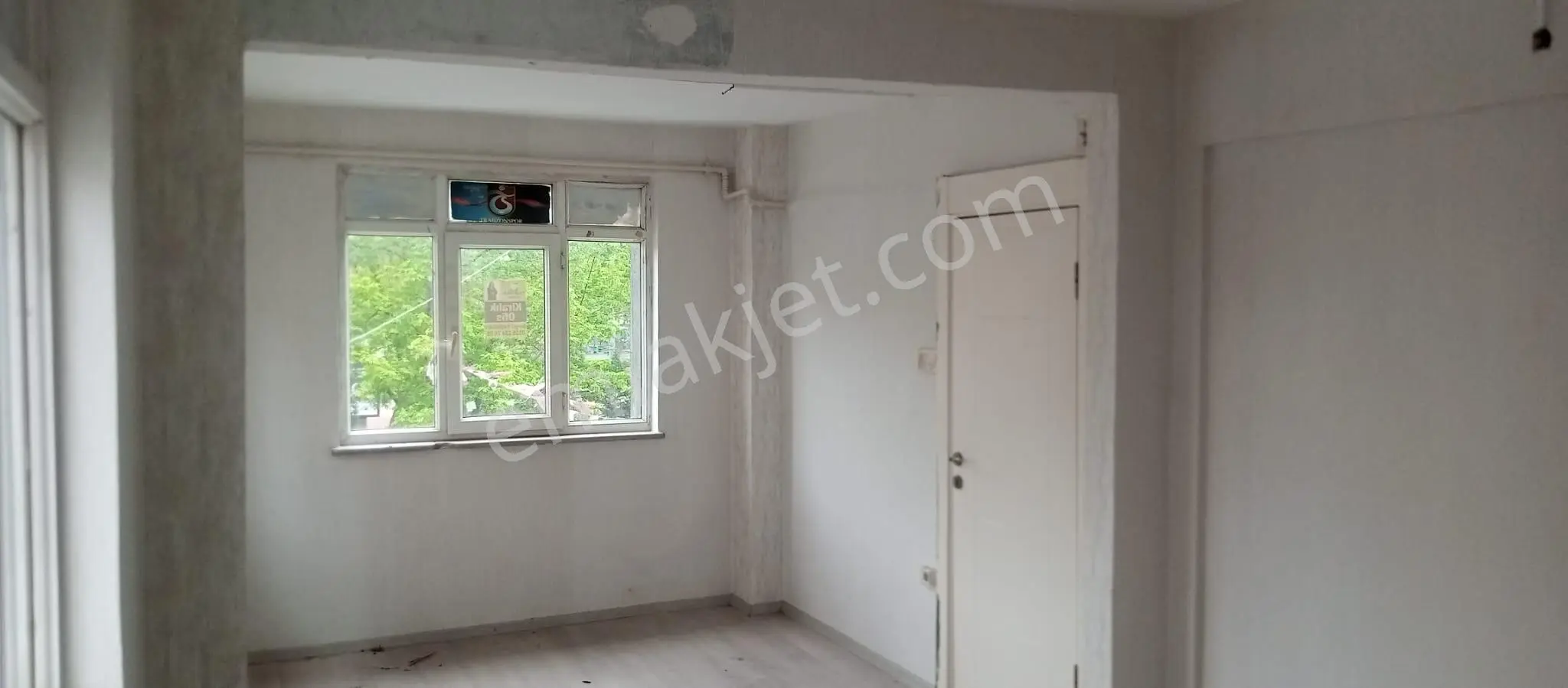 Eyüpsultan Rami'de Merkezi Konumlu Kiralık 1+0 Ofis - Görsel 10