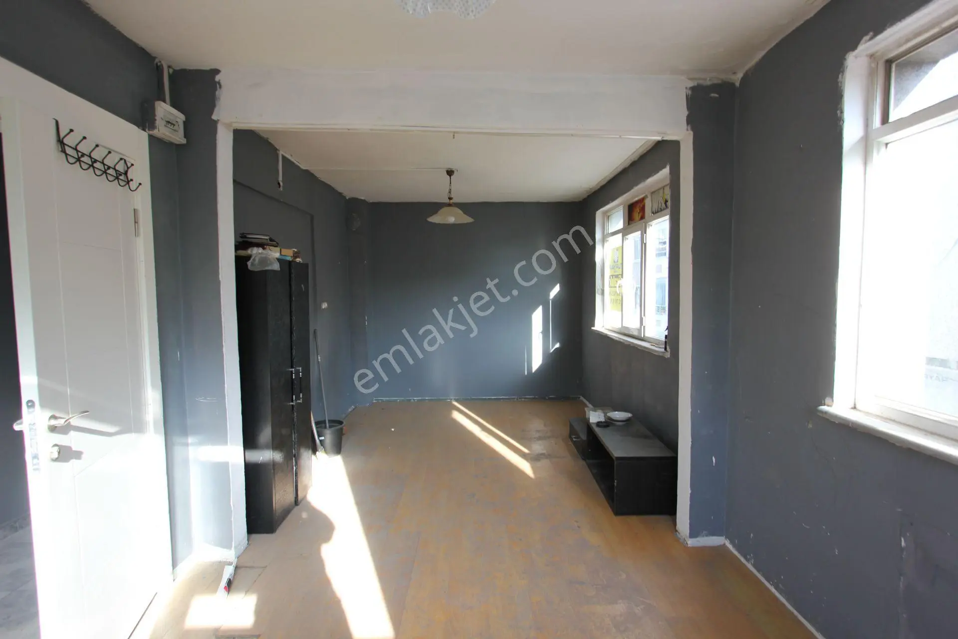Eyüpsultan Rami'de Merkezi Konumlu Kiralık 1+0 Ofis - Görsel 4