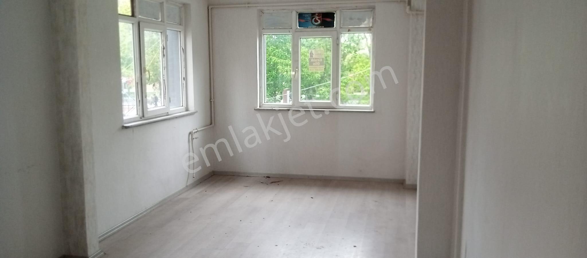 Eyüpsultan Rami'de Merkezi Konumlu Kiralık 1+0 Ofis - Görsel 9