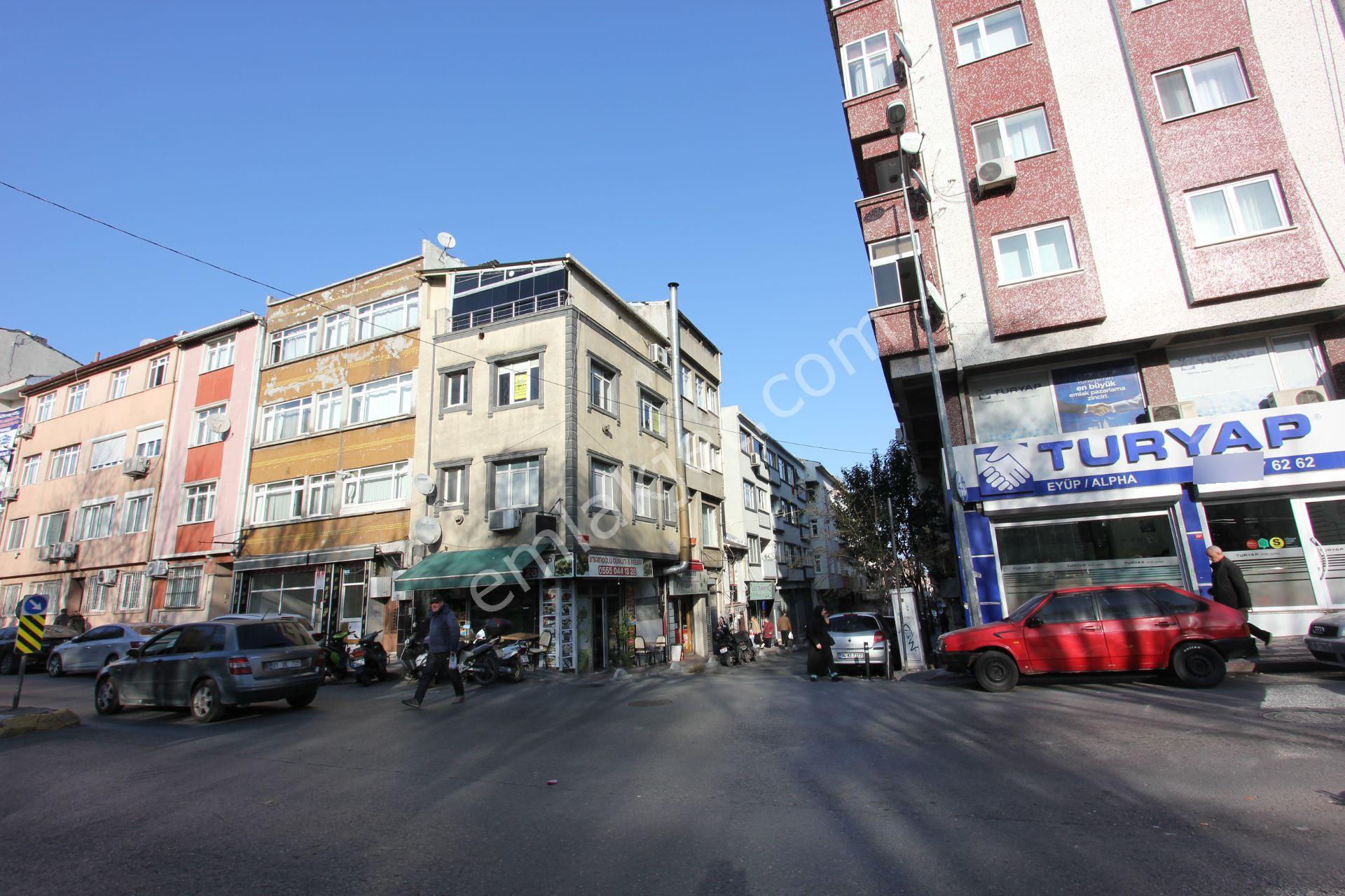 Eyüpsultan Rami'de Merkezi Konumlu Kiralık 1+0 Ofis