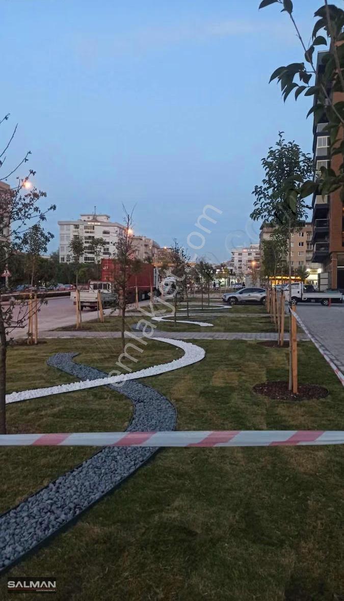 Salman'dan Yeni Girne Cadde Yakını Satılık Yatırımlık Dükkan
