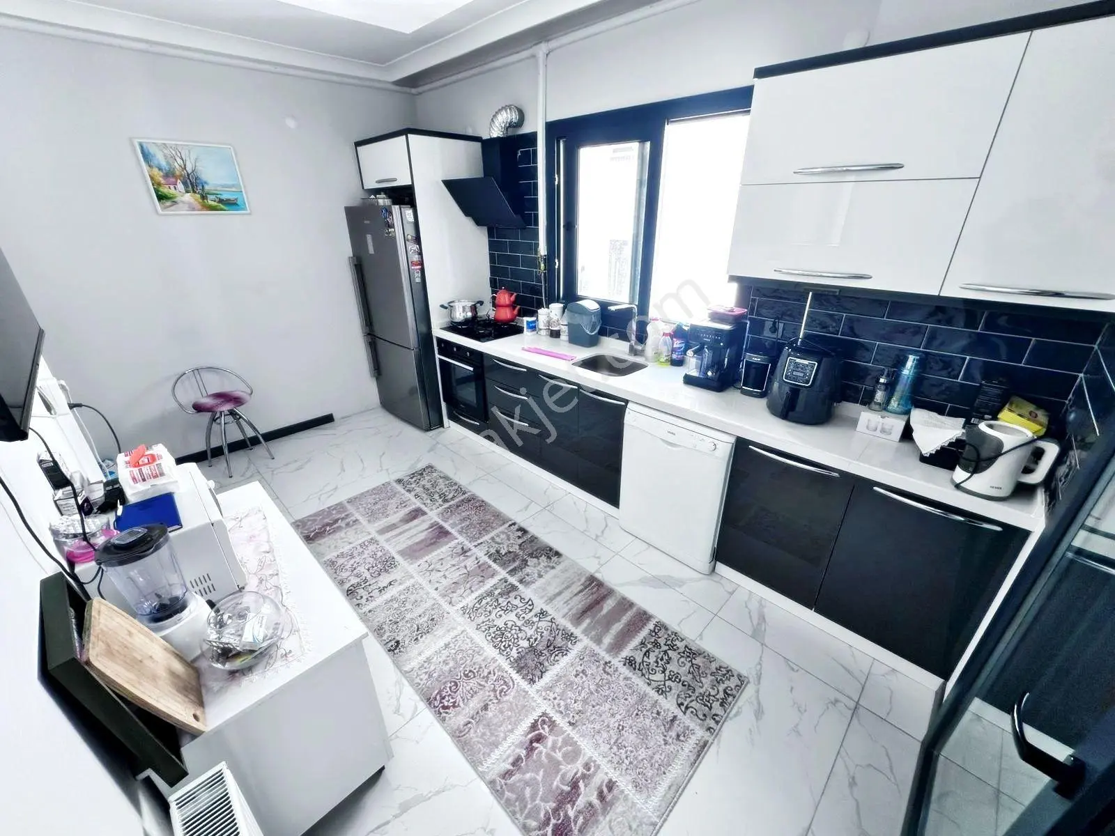 🛑🛑aktif'ten Akçay'da Pazar Pazarı Mevkisinde Satılık Ebeveyn Banyolu Arakat Lüx 2+1daire - Görsel 2