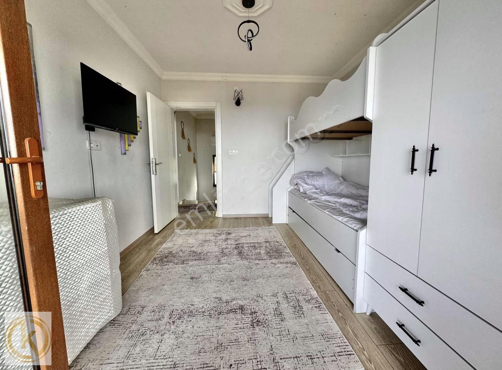 Sapanca Şükriye'de 450m2 Arsa İçerisinde Havuzlu 4+1 Satlk Villa - Görsel 29