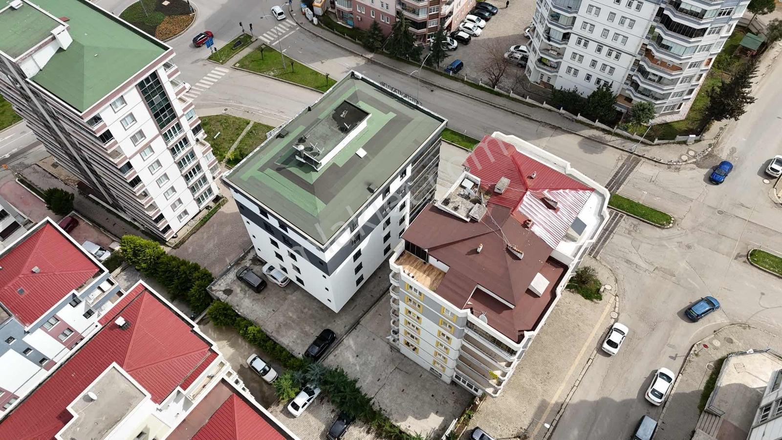 Merkezde Yaşamın Tam İçinde 3+1 Geniş Daire - Görsel 12