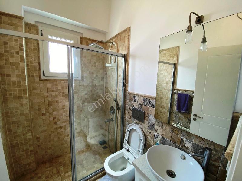 Alaçatı'da 525 M2 Arsa İçinde Yüzme Havuzlu 5+1 Sezonluk Kiralık Müstakil Taş Villa - Görsel 28