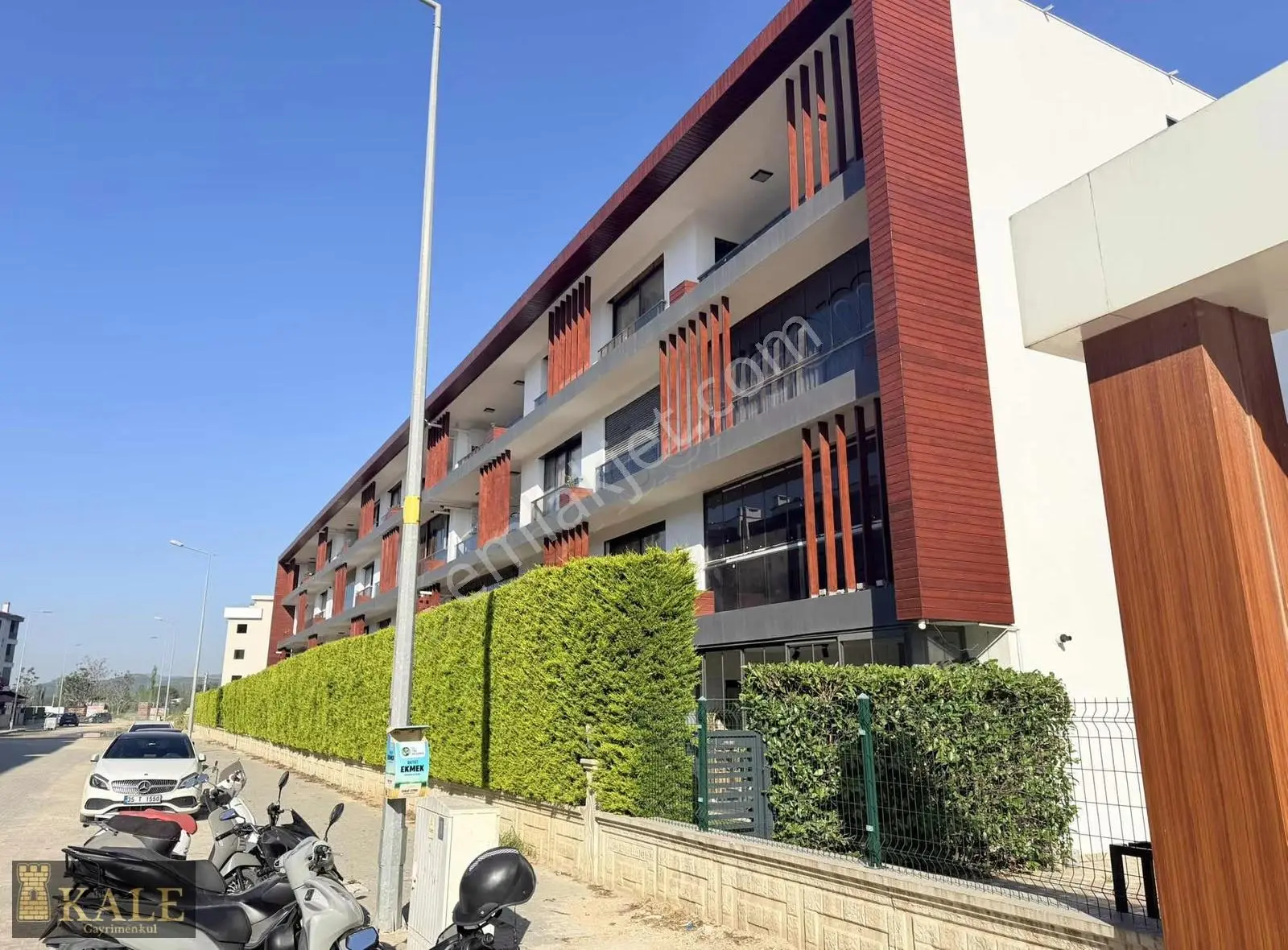 Kale'den Barankaya'da Ara Kat Sıfır 3+1