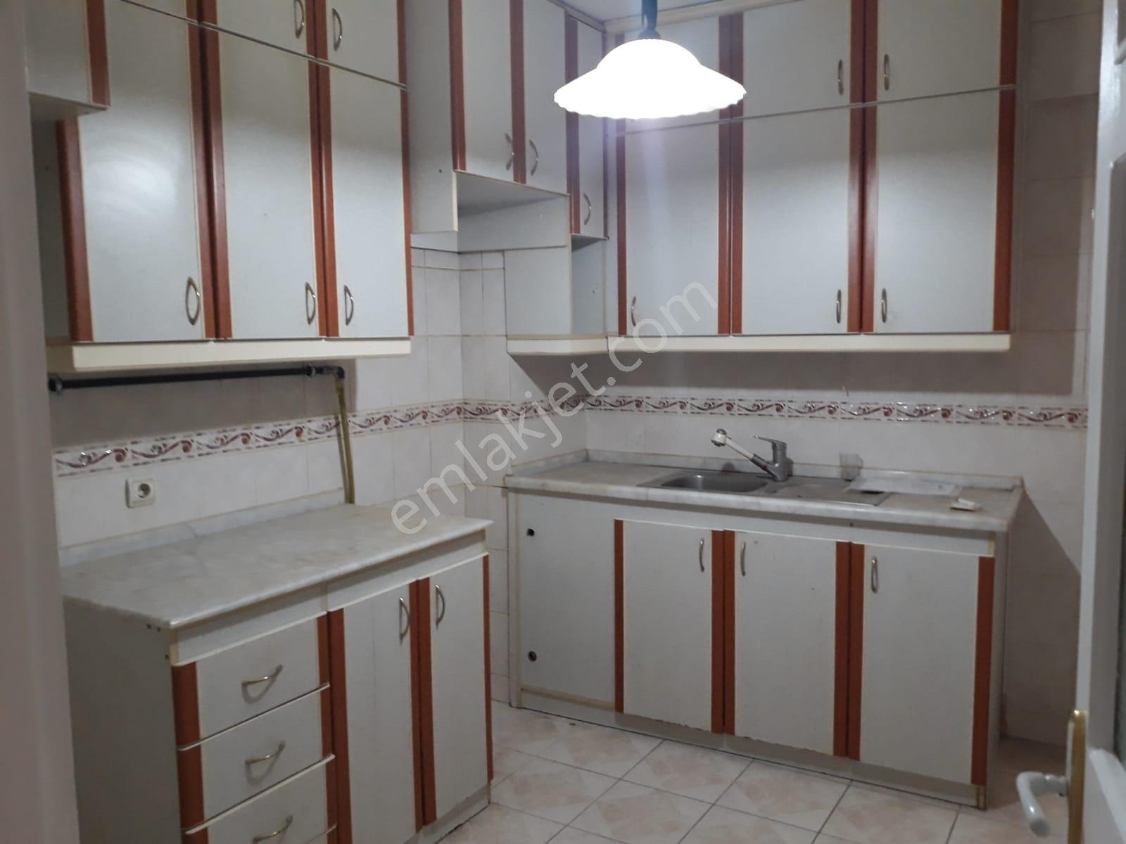 Göztepe Metroya300mt Tranvaya Mit Caddeye 200mt Bakımlı Arakat - Görsel 12