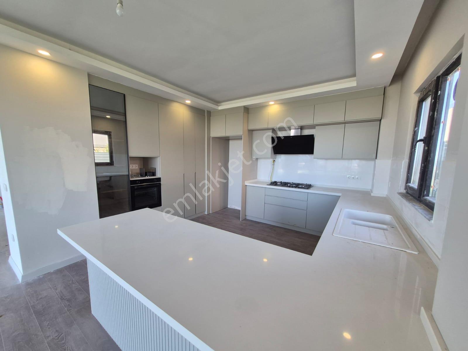 Delux'den Deniz Manzaralı Müstakil Havuzlu Lux Kiralık Villa - Görsel 5