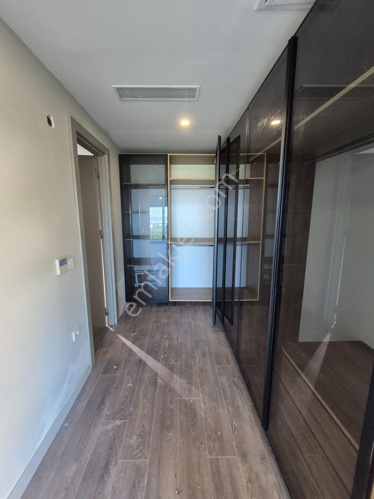 Delux'den Deniz Manzaralı Müstakil Havuzlu Lux Kiralık Villa - Görsel 15
