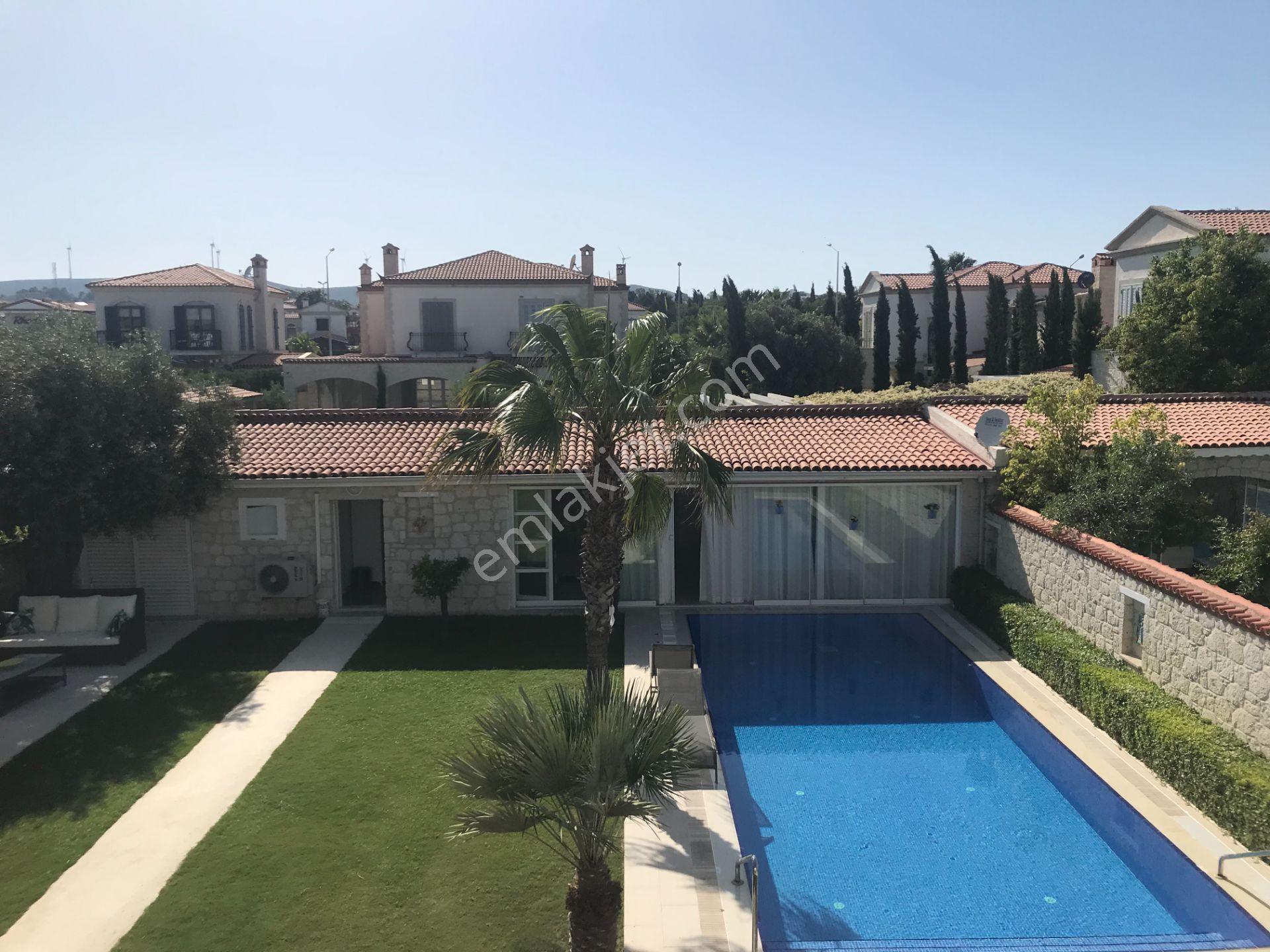 Alaçatı'da 525 M2 Arsa İçinde Yüzme Havuzlu 5+1 Satılık Müstakil Taş Villa - Görsel 35