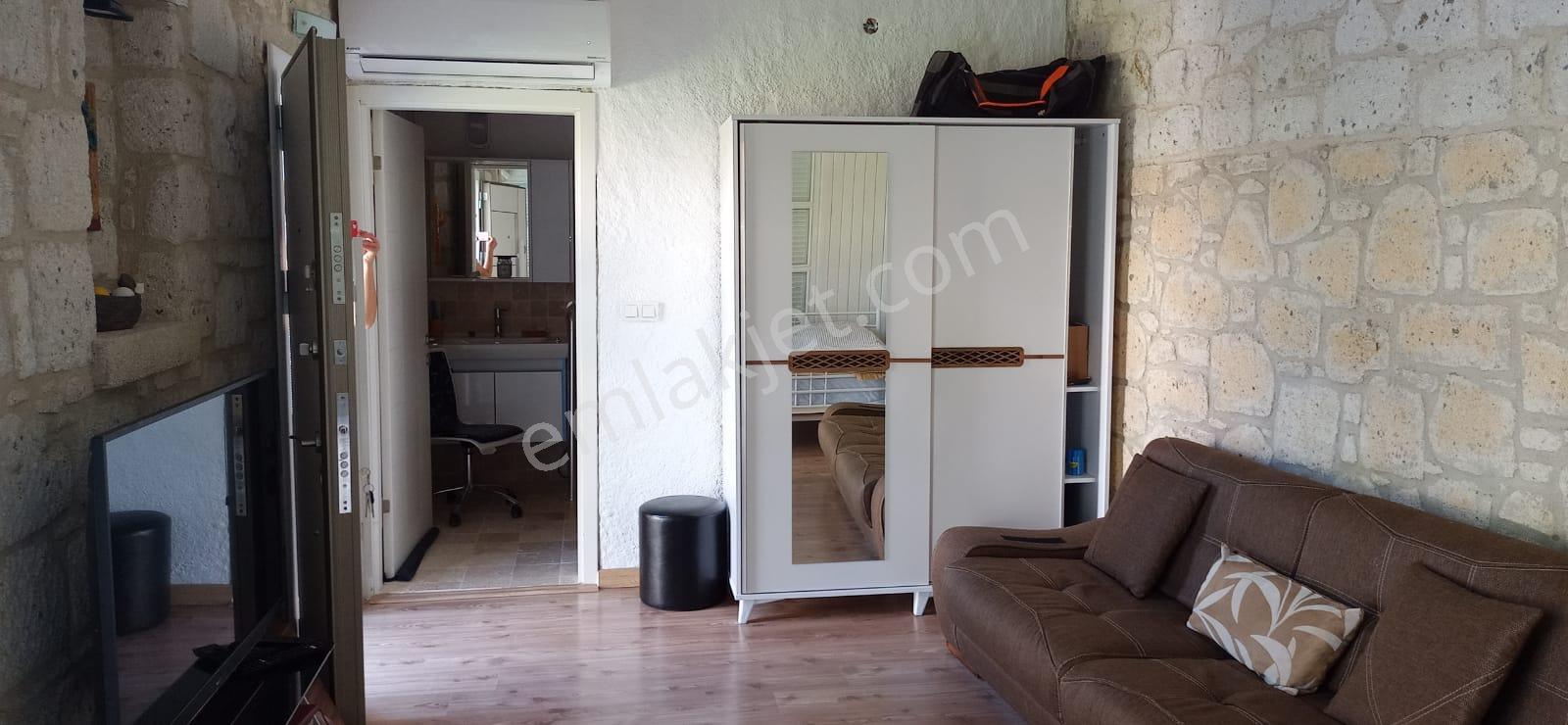 Alaçatı'da 525 M2 Arsa İçinde Yüzme Havuzlu 5+1 Satılık Müstakil Taş Villa - Görsel 12