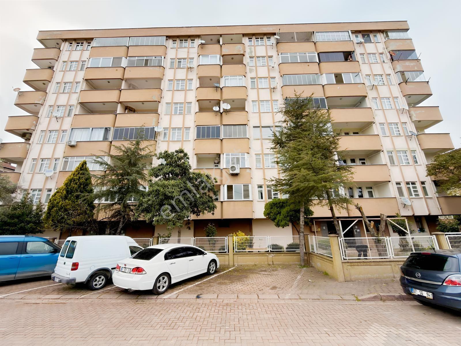 Yoldaş Emlaktan Körfez Mah 3+1 Kiralık Daire