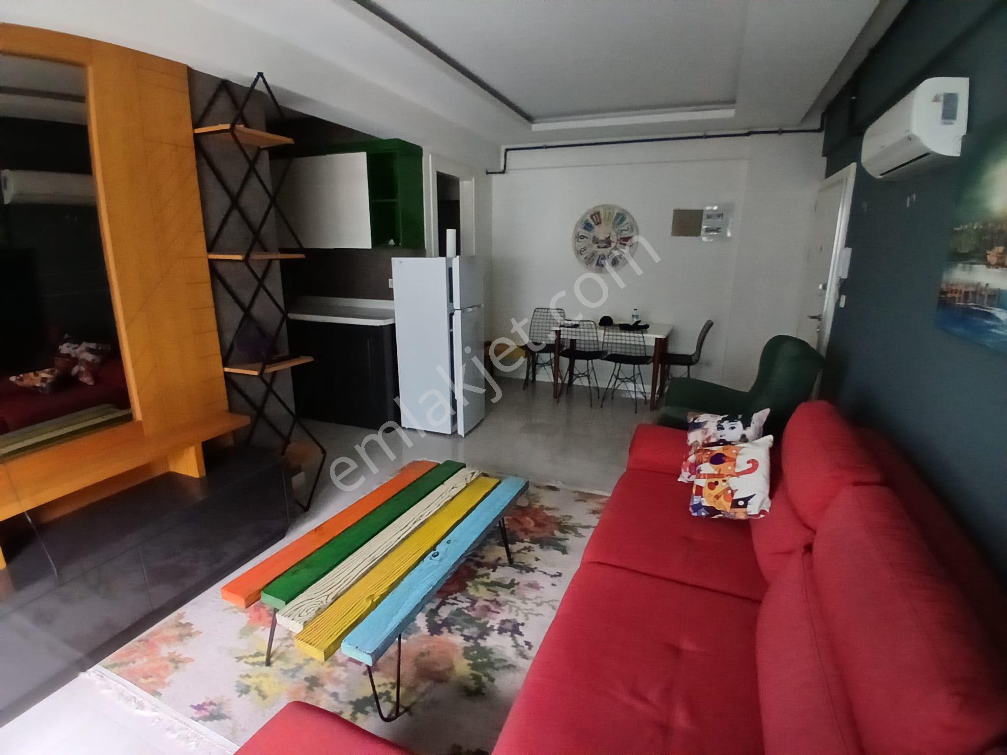 Ender Uysal Gayrimenkulden 1.5+1 Güvenlikli Balkonlu Spor Salonlu Klimalı Lüx Eşyalı Apart... - Görsel 3