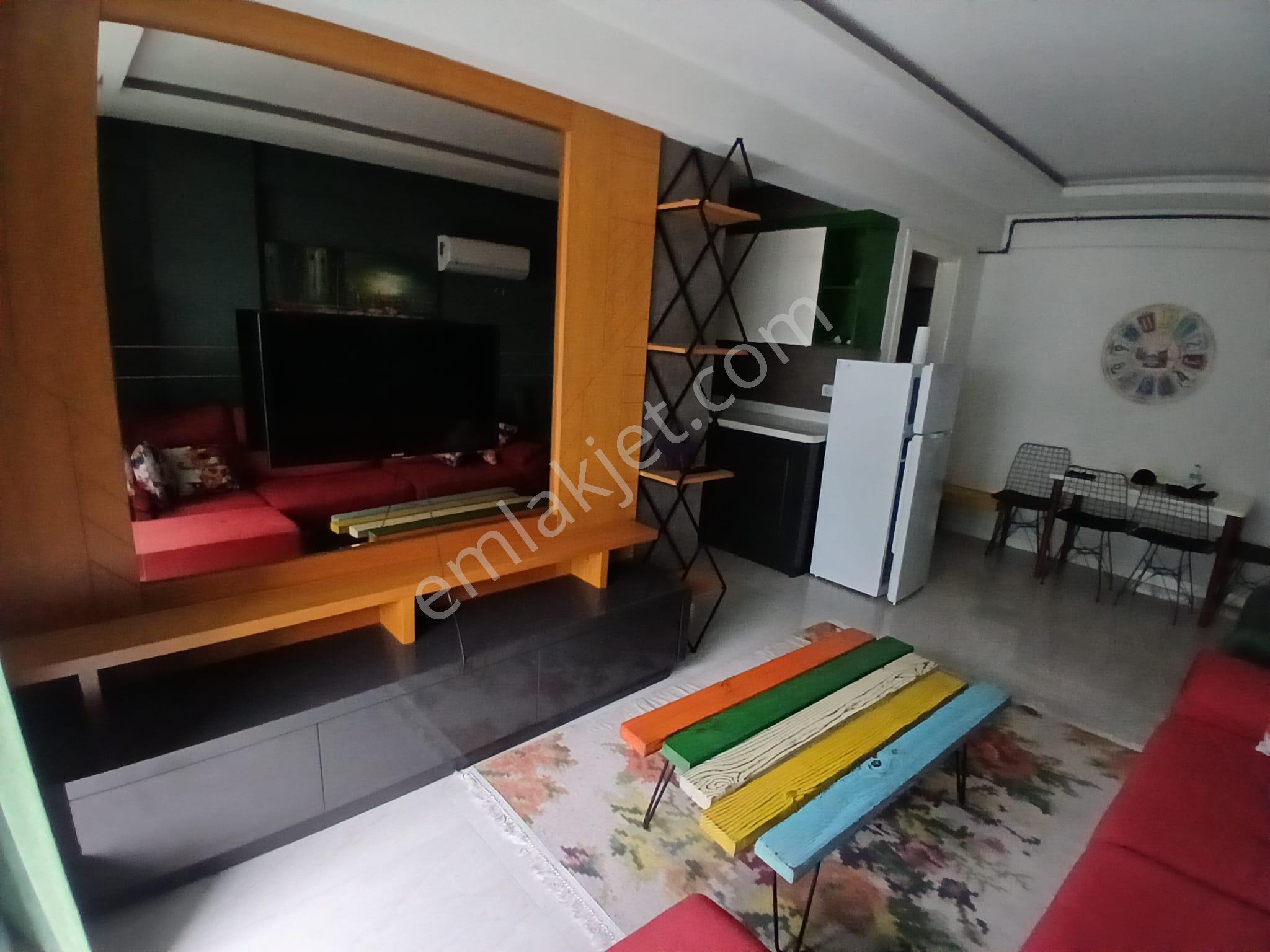 Ender Uysal Gayrimenkulden 1.5+1 Güvenlikli Balkonlu Spor Salonlu Klimalı Lüx Eşyalı Apart... - Görsel 8