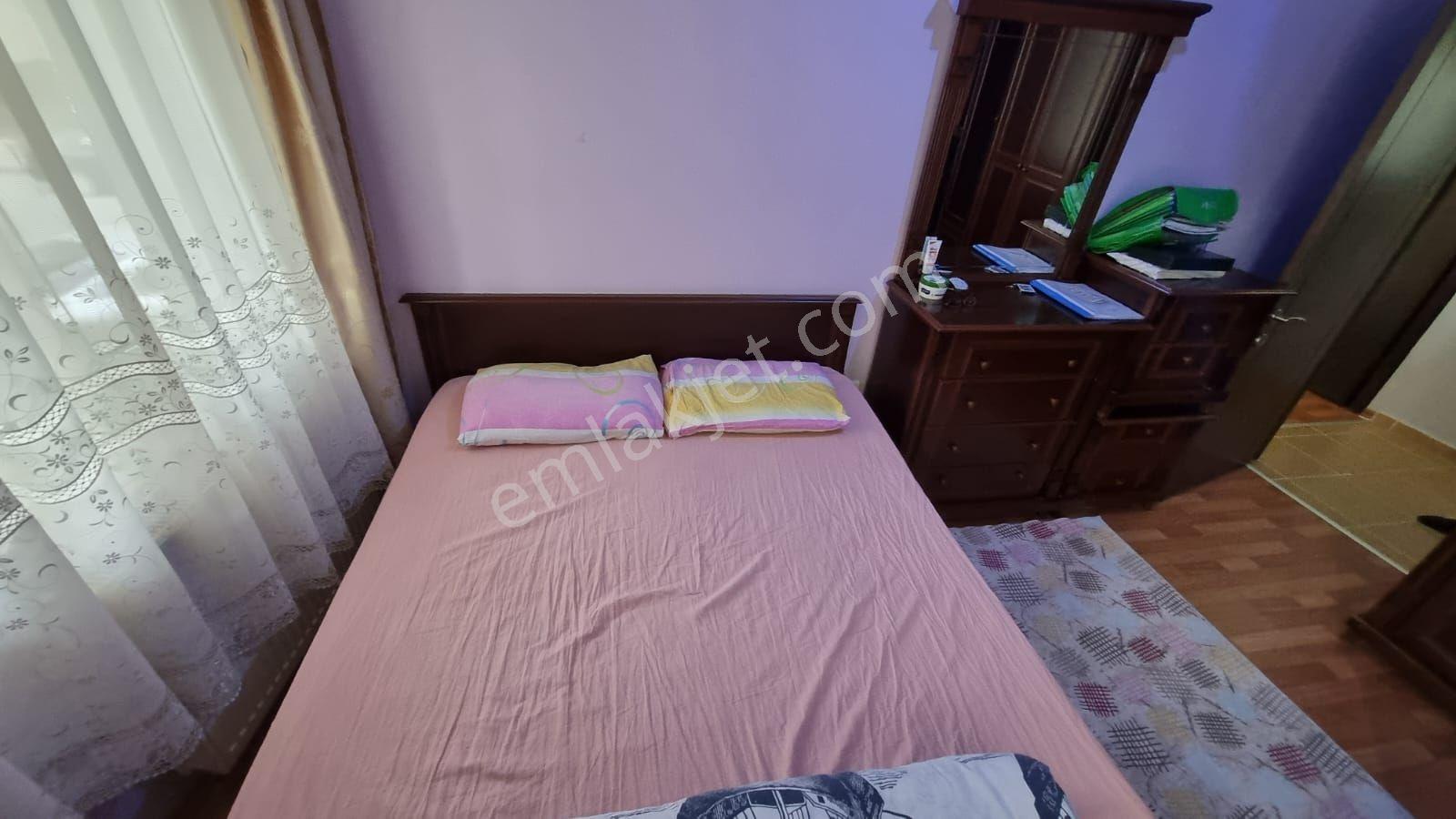 Armağanevler Ara Kat Eşyalı 1+1 - Görsel 12