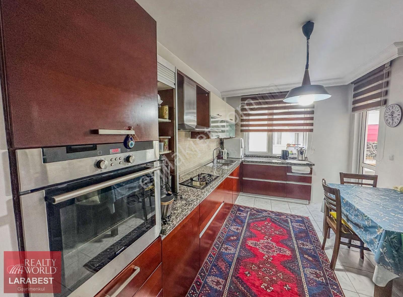 Yeşilbahcede 3+1 160m2 Satılık Daire - Görsel 5
