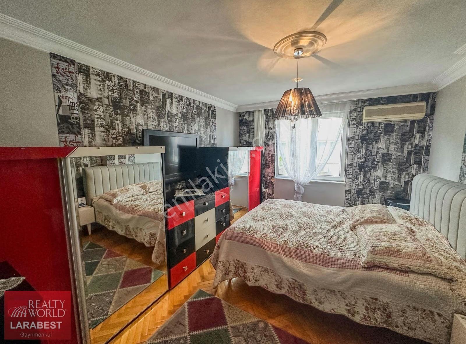 Yeşilbahcede 3+1 160m2 Satılık Daire - Görsel 2