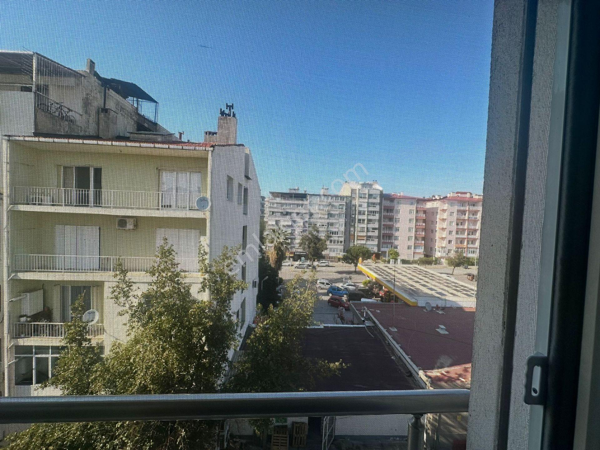 Asil'den Güzelyalıda Genç Binada Ebeveyn Banyolu 2.5+1 Satılık - Görsel 17