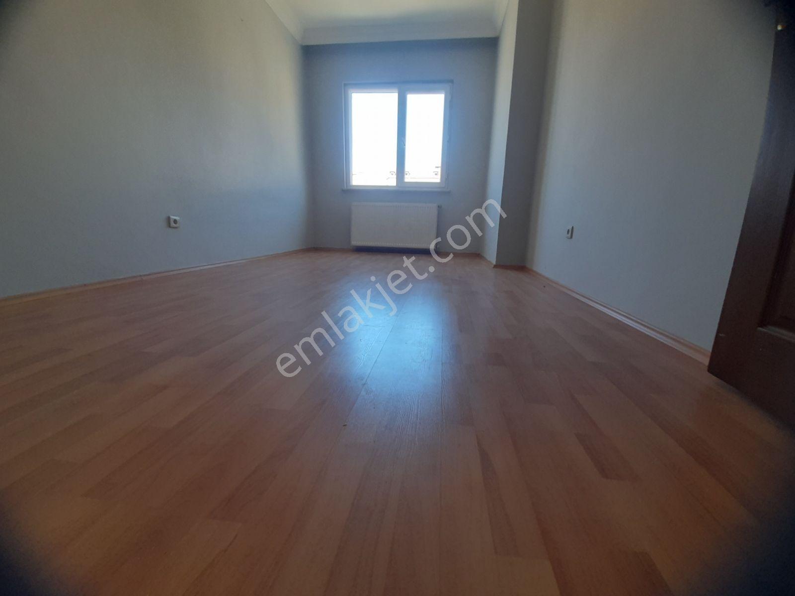 Metroya Yakın Kiralık Arakat Daire - Görsel 18