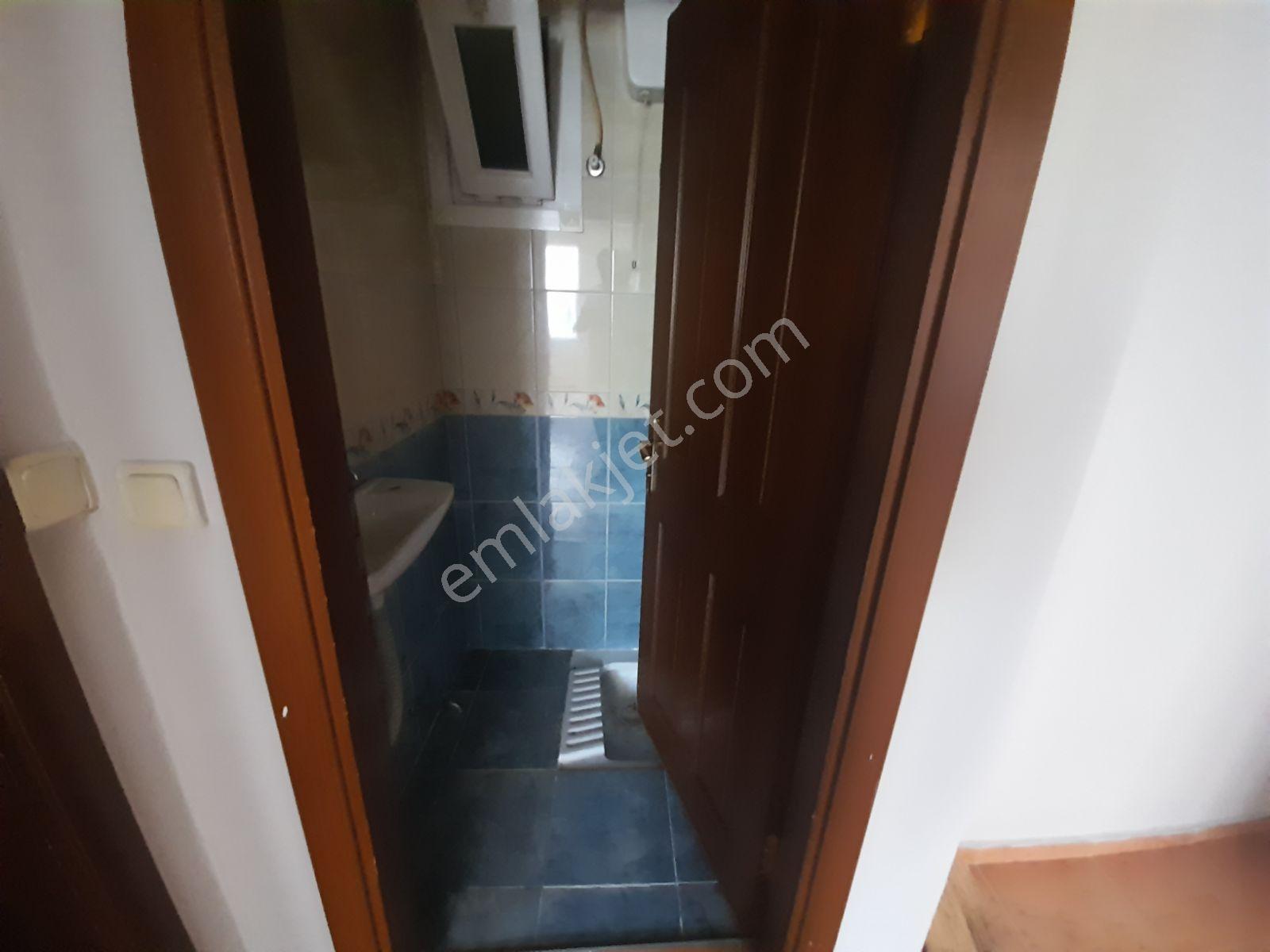 Metroya Yakın Kiralık Arakat Daire - Görsel 13