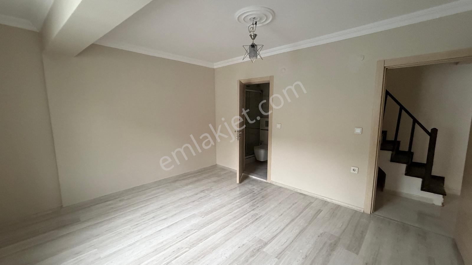 C21 İz Mehmet Çakar'dan Ottoman Otel Yakını Kiralık 4+1 Daire - Görsel 15