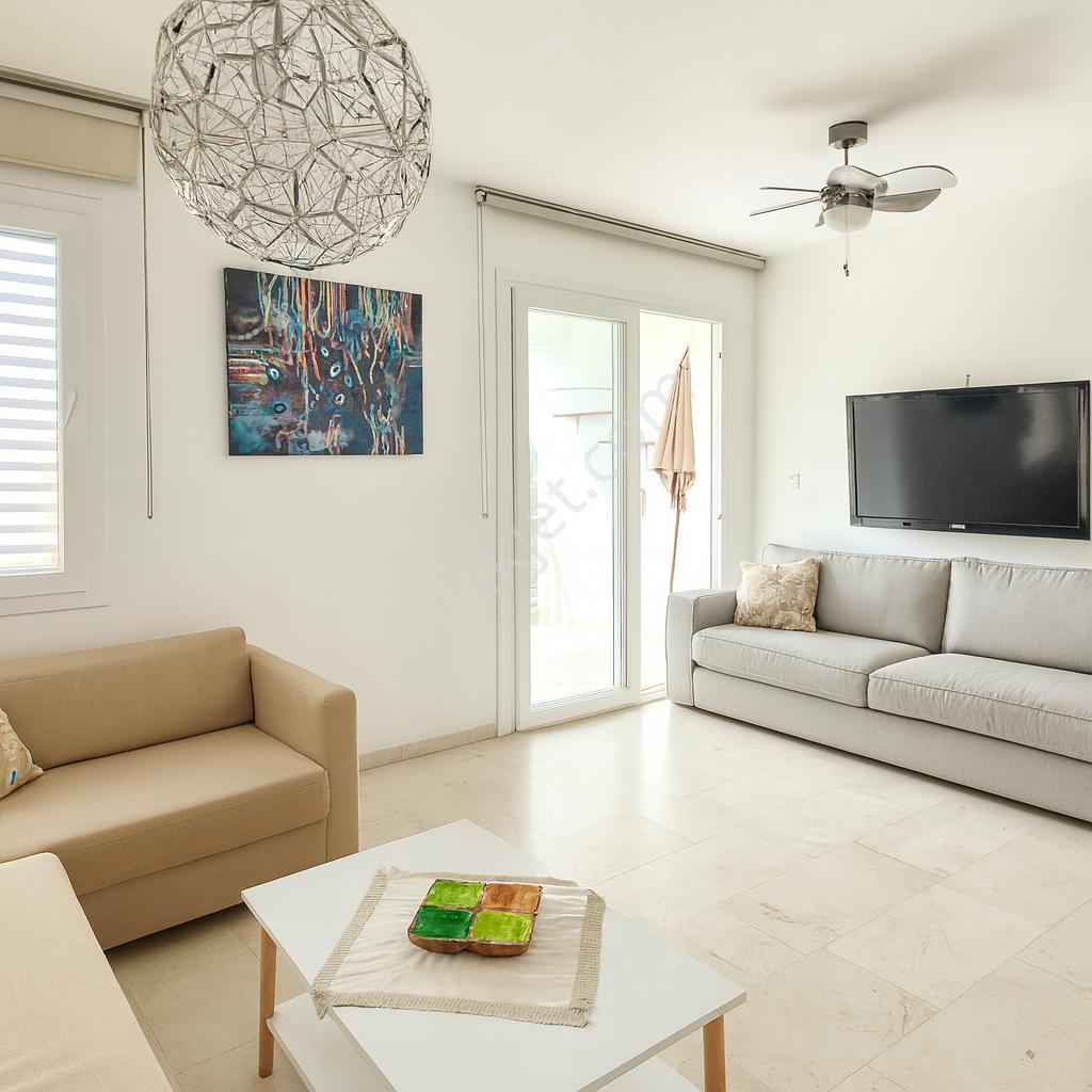 Muğla Bodrum Boğaziçi Regnum Sitesinde Denize Sıfır Dubleks Daire - Görsel 14