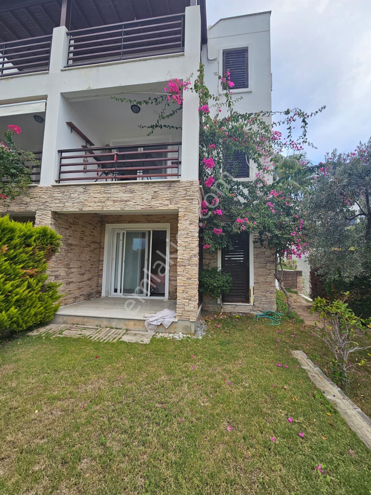 Muğla Bodrum Boğaziçi Regnum Sitesinde Denize Sıfır Dubleks Daire - Görsel 6