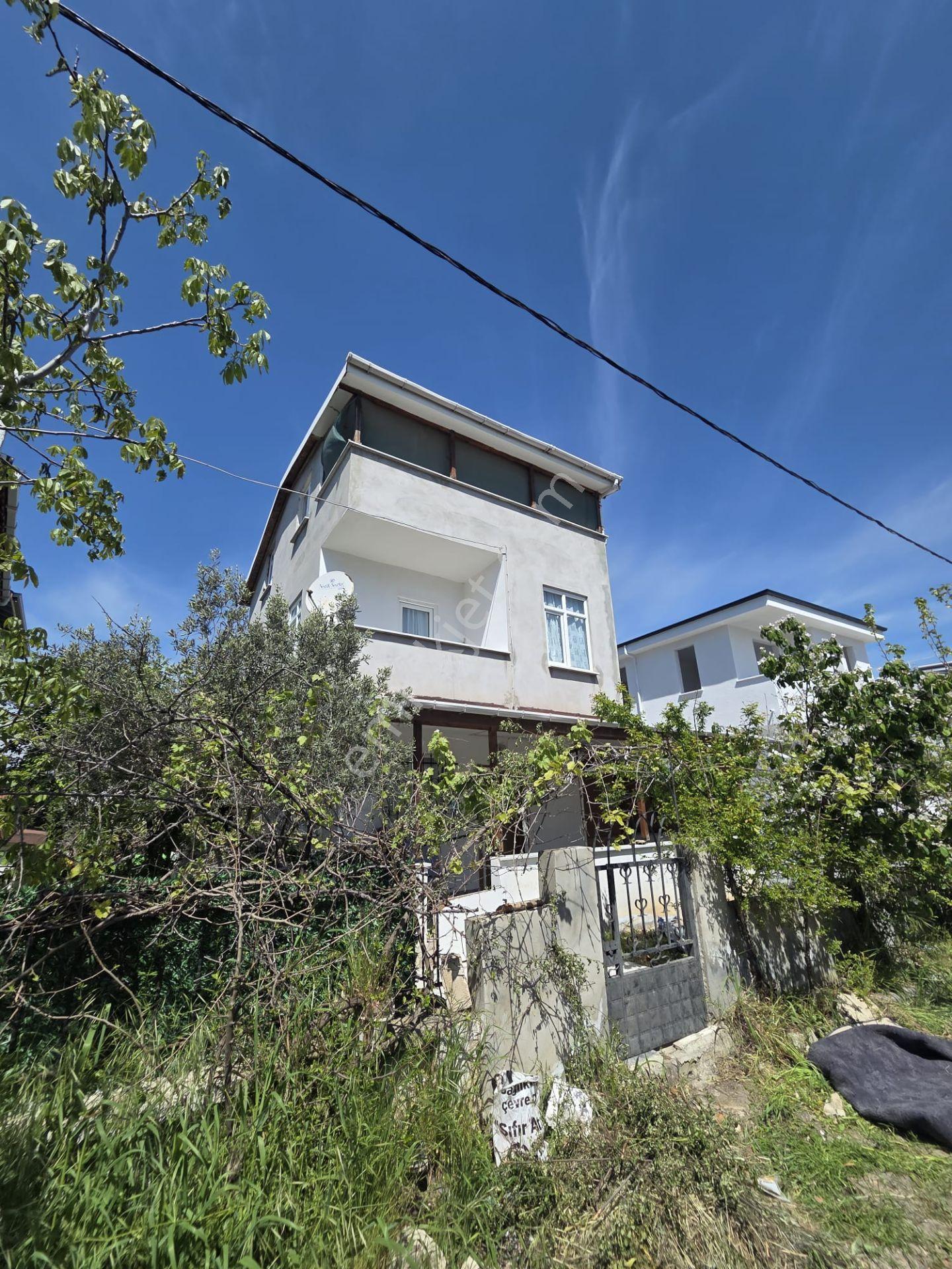 Haydar Emlaktan Yeniçiftlikte Müstakil Tribleks Villa - Görsel 32