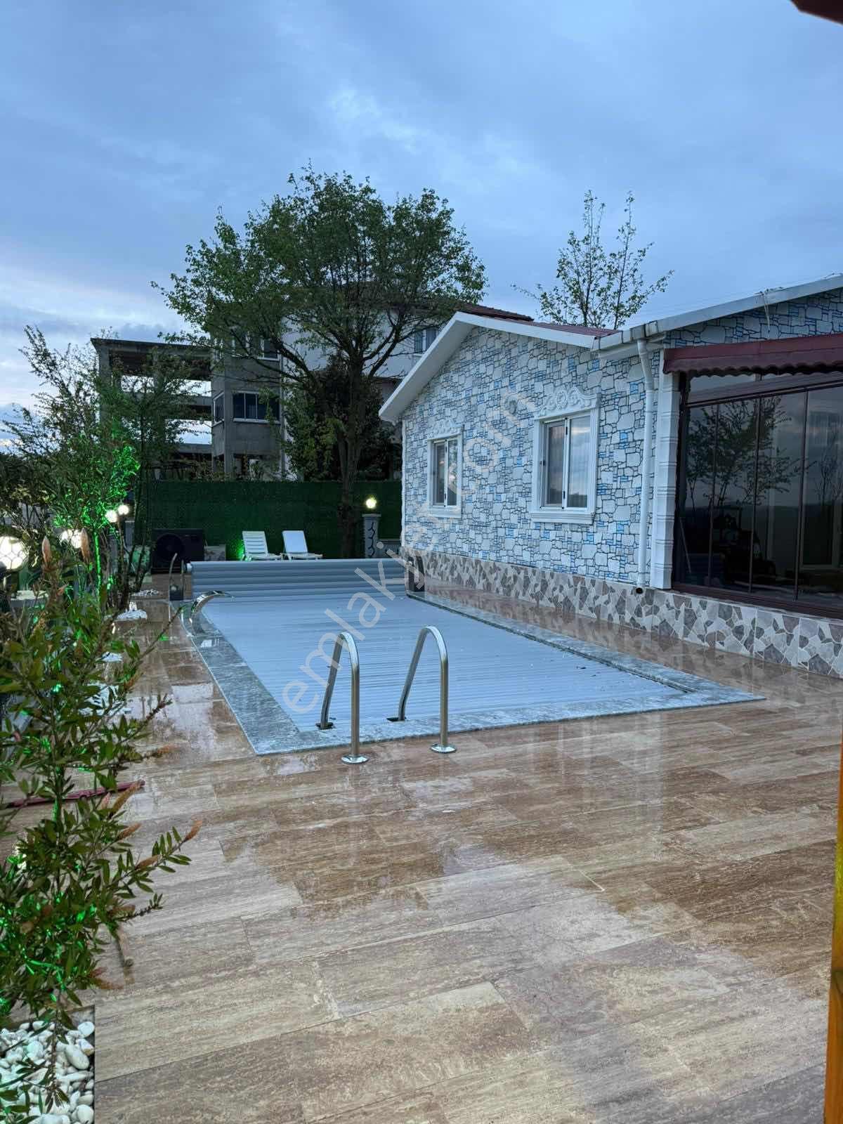Resullerde 600 M2 İçinde Isıtmalı Havuzlu Müstakil 2+1 Villa - Görsel 12