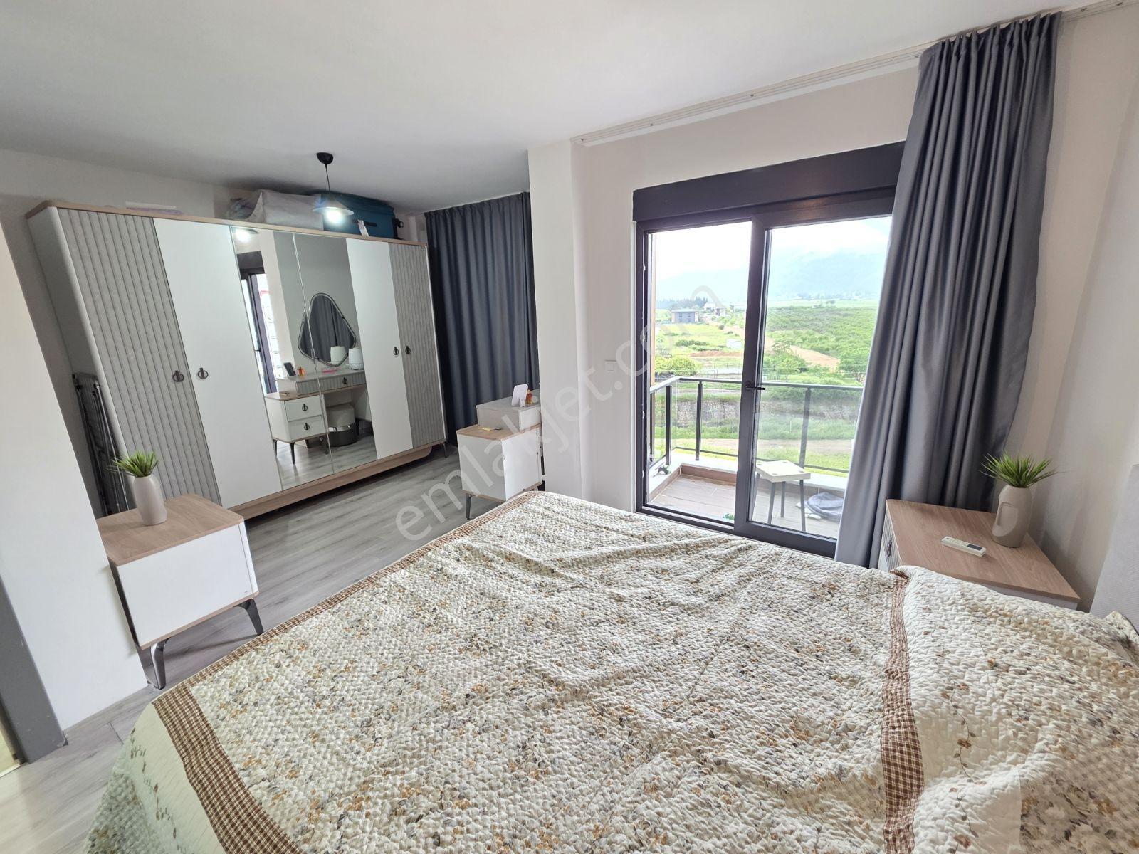 110 M2 Geniş 2+1 / Havuz Ve Dağ Manzaralı / Cam Balkonlu - Görsel 24