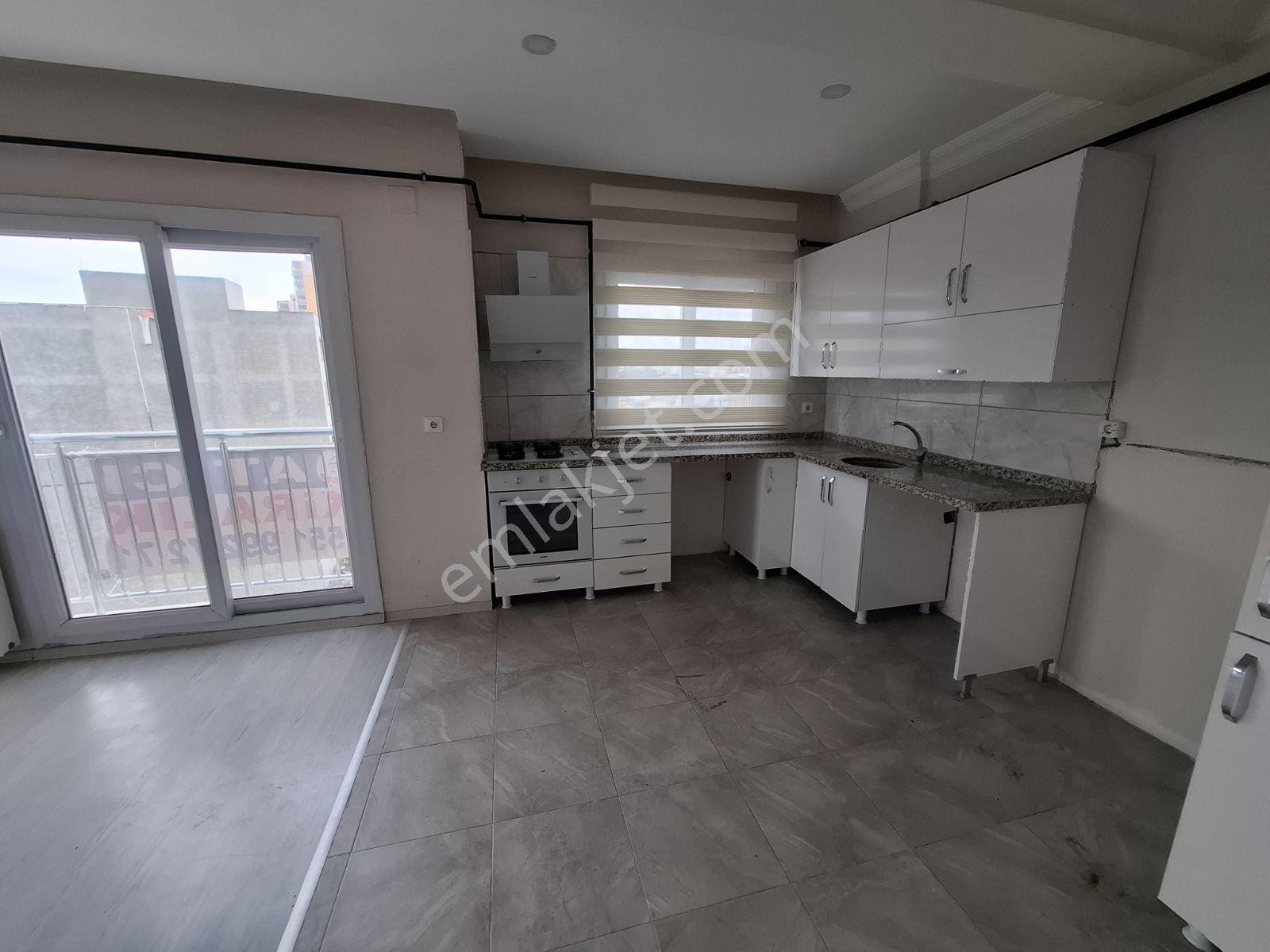 Atıcı'dan Kozan Yolu Üzerinde Ptt'de Kombili İskanlı 3+1 Kiralık - Görsel 3