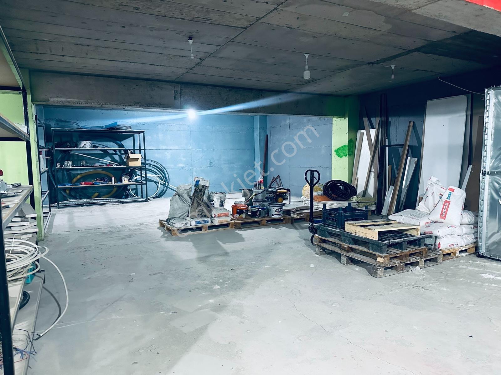 Remax Yeni'den Sanayi Sitesinde Kiralık 900 M² Kiralık İşyeri - Görsel 7