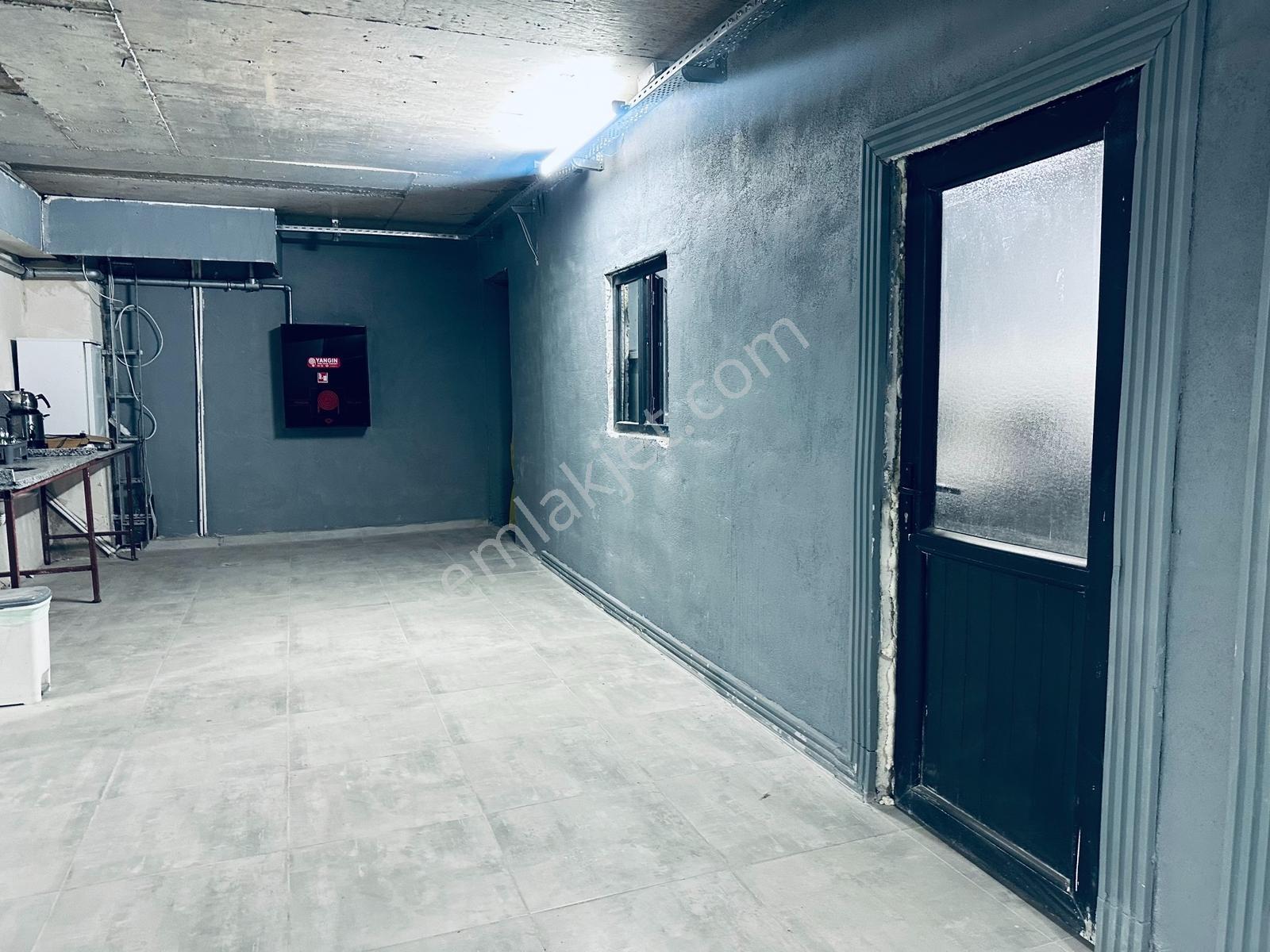 Remax Yeni'den Sanayi Sitesinde Kiralık 900 M² Kiralık İşyeri - Görsel 12