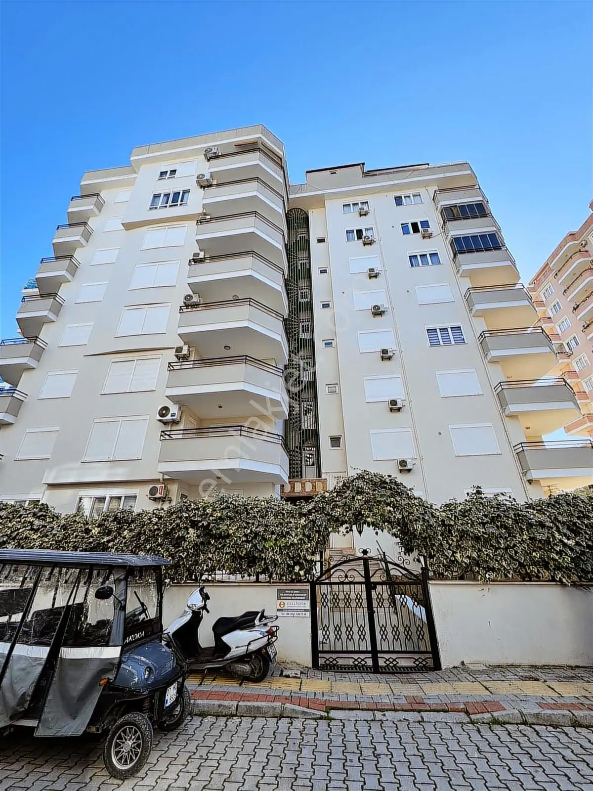 Mahmutlar'da Acil Satılık 2+1 Ayrılabilir Mutfak Eşyalı Daire - Görsel 3
