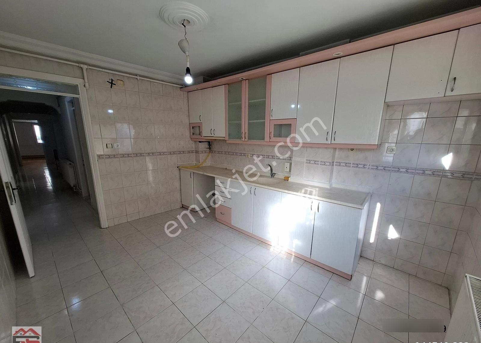 Akhisar İnönü Fahri Sertel Emlaktan Kiralık 3+1 Ofis Daire - Görsel 16