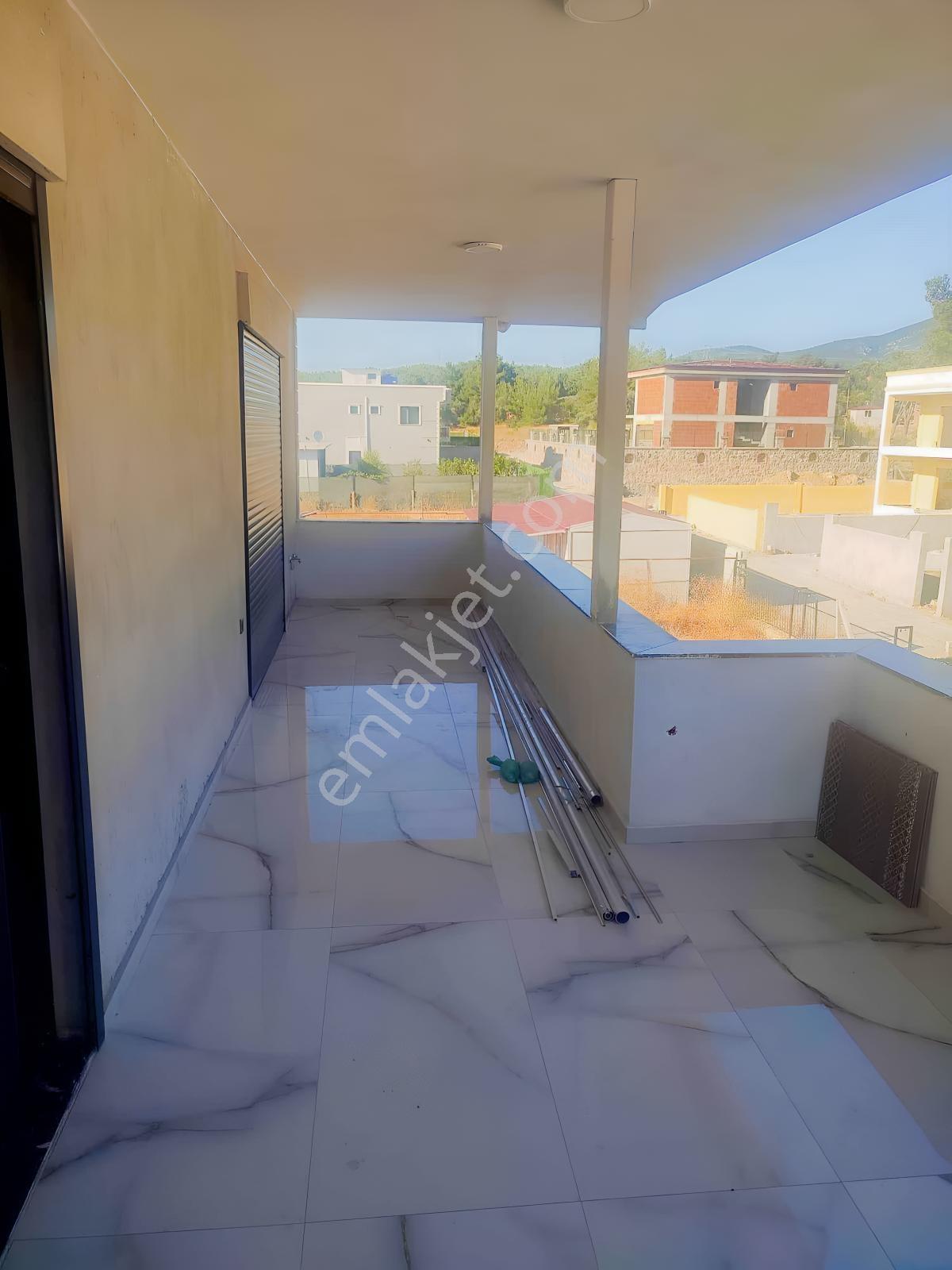 Buca'nın Kalbi Kaynaklar'da 321 M2 Arsa İçine 3+1 Dublex Villa - Görsel 21